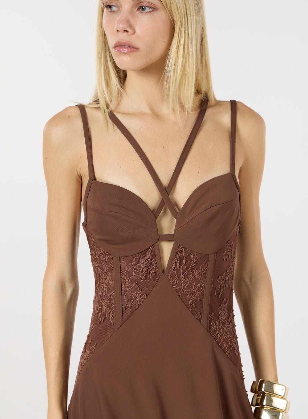 SK LONG EMBROIDERY BROWN DRESS