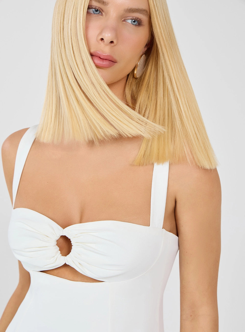 TD GUIPURE LACE APPLIQUE DRESS