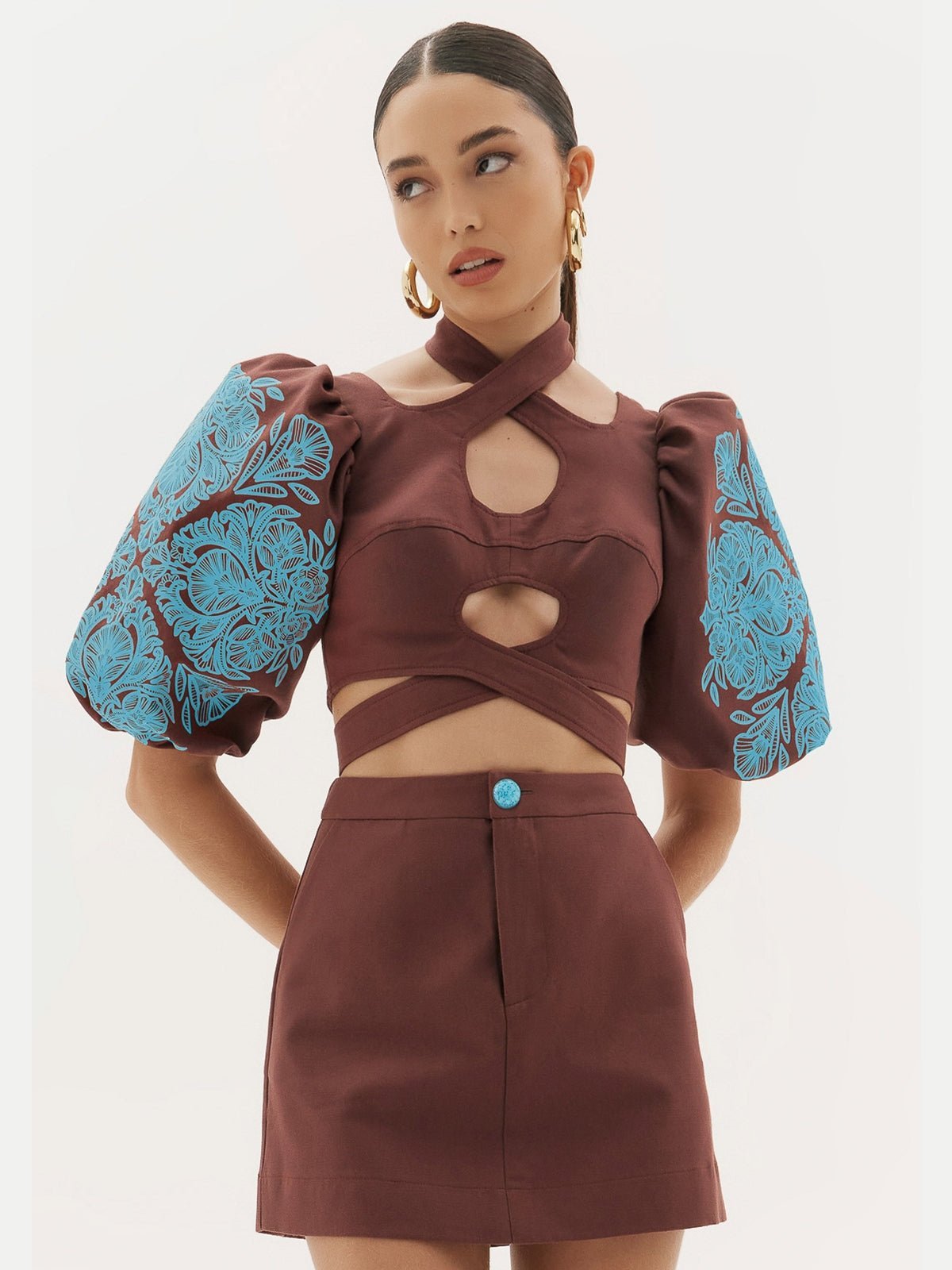 AMAR CUT OUT PUFFY CROPPED TOP
