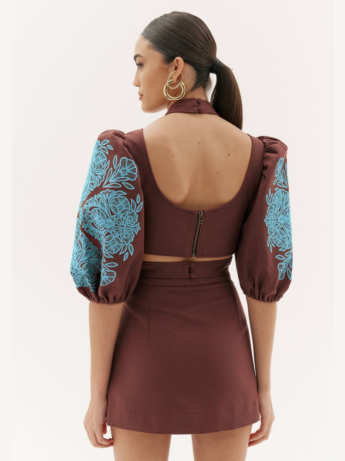 AMAR CUT OUT PUFFY CROPPED TOP