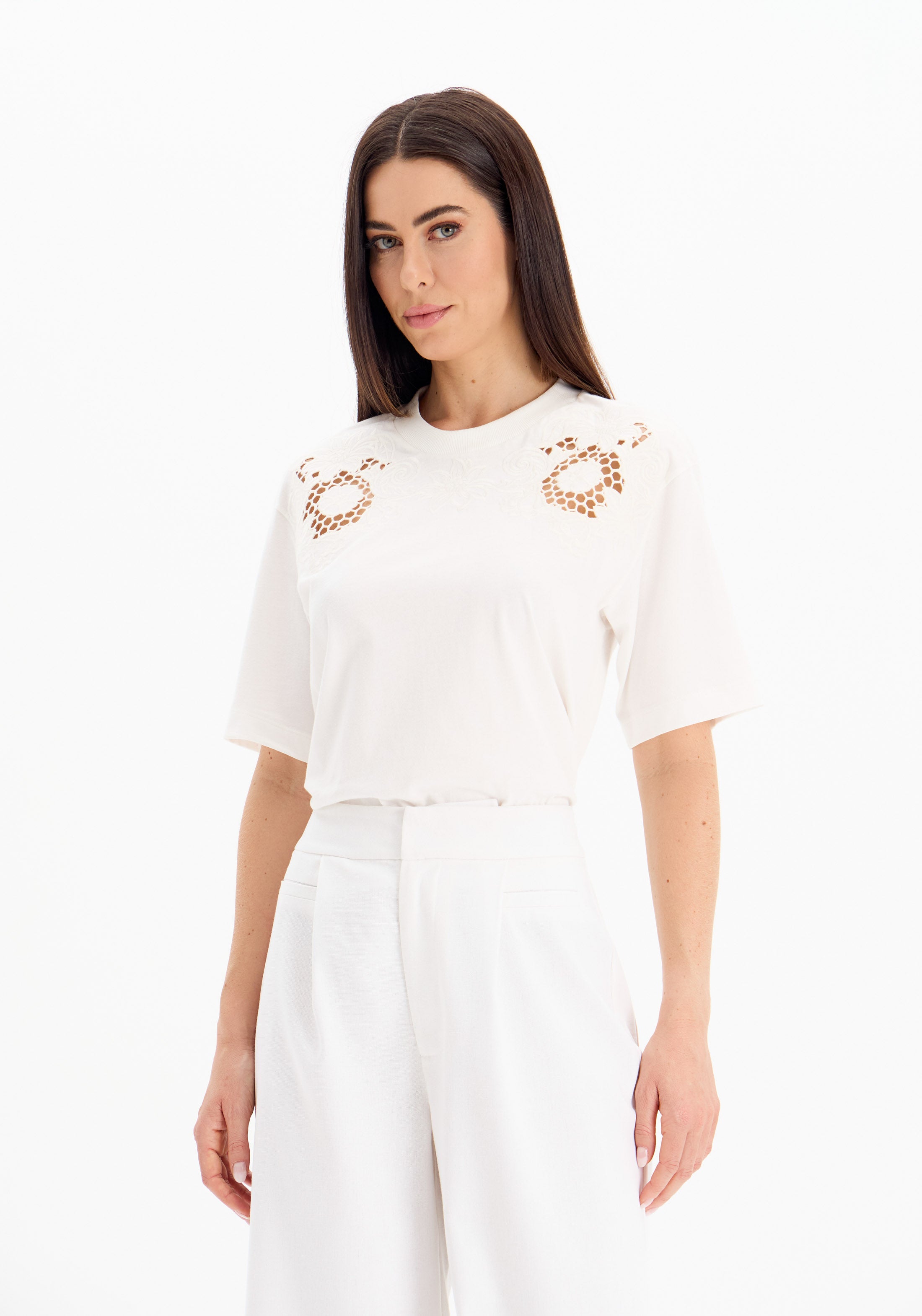 THE BORDADO T-SHIRT