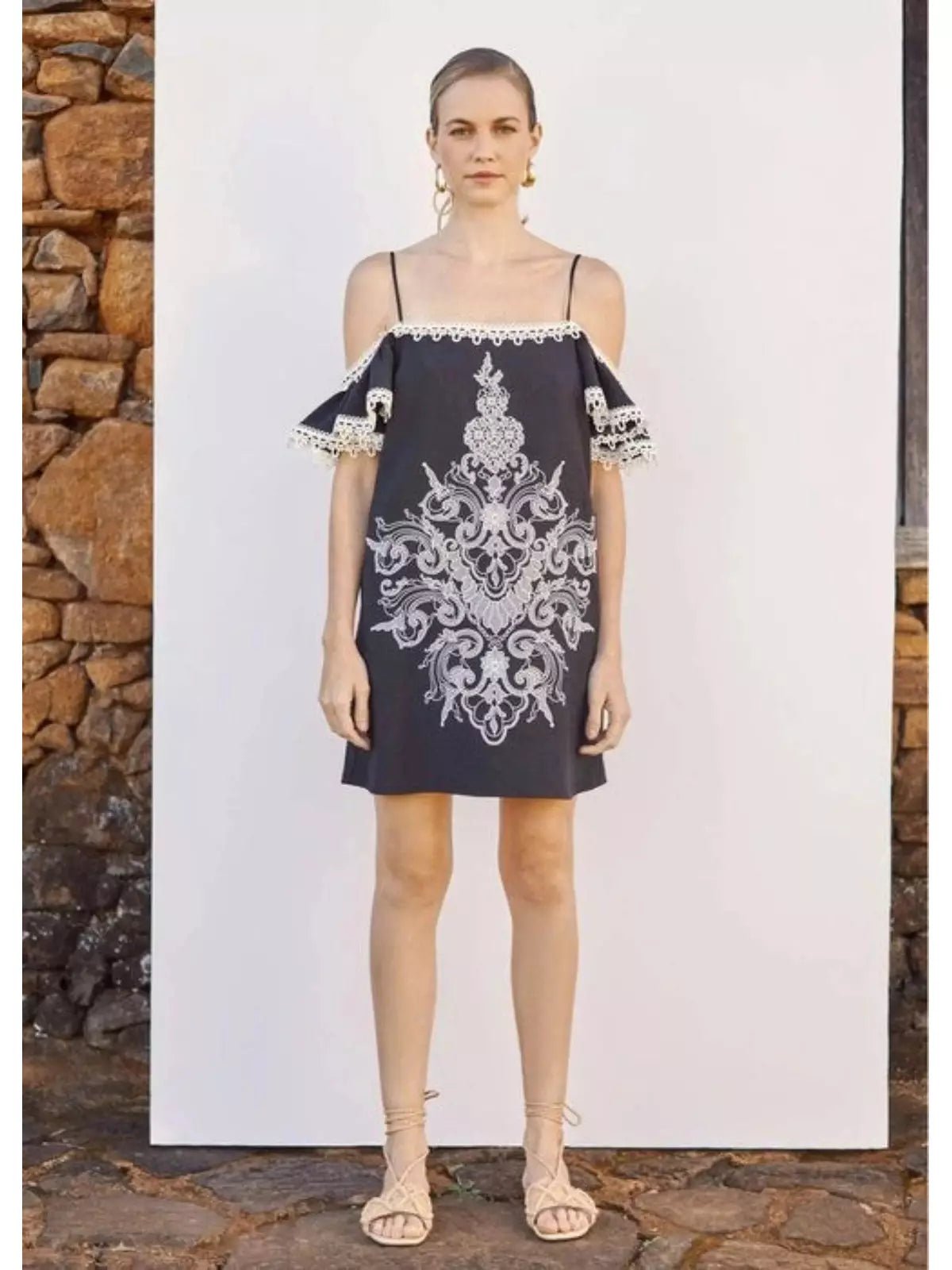 Amar Short Dres With Straps
