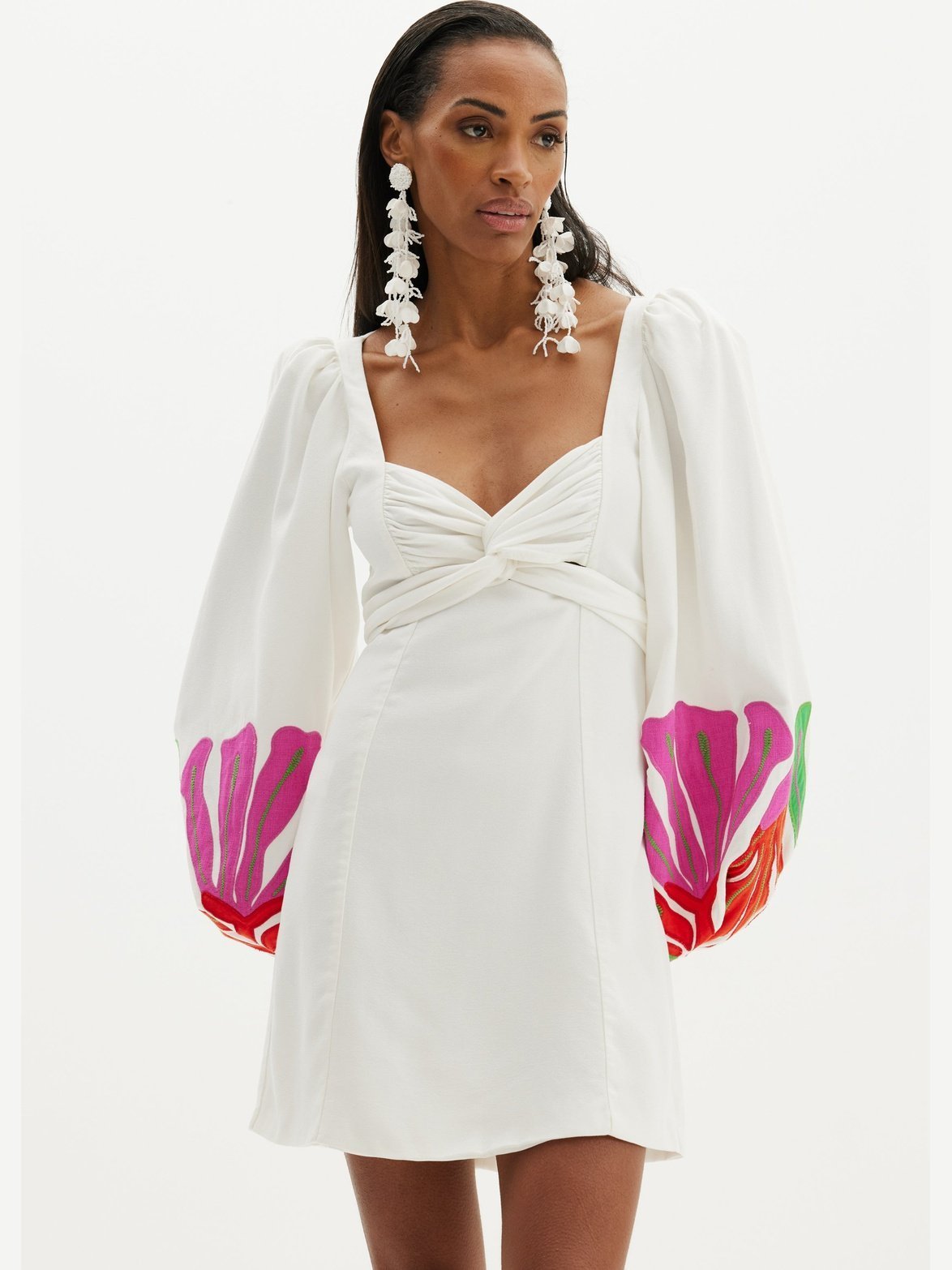 AMAR FLOWER SLEEVES WHITE DRESS