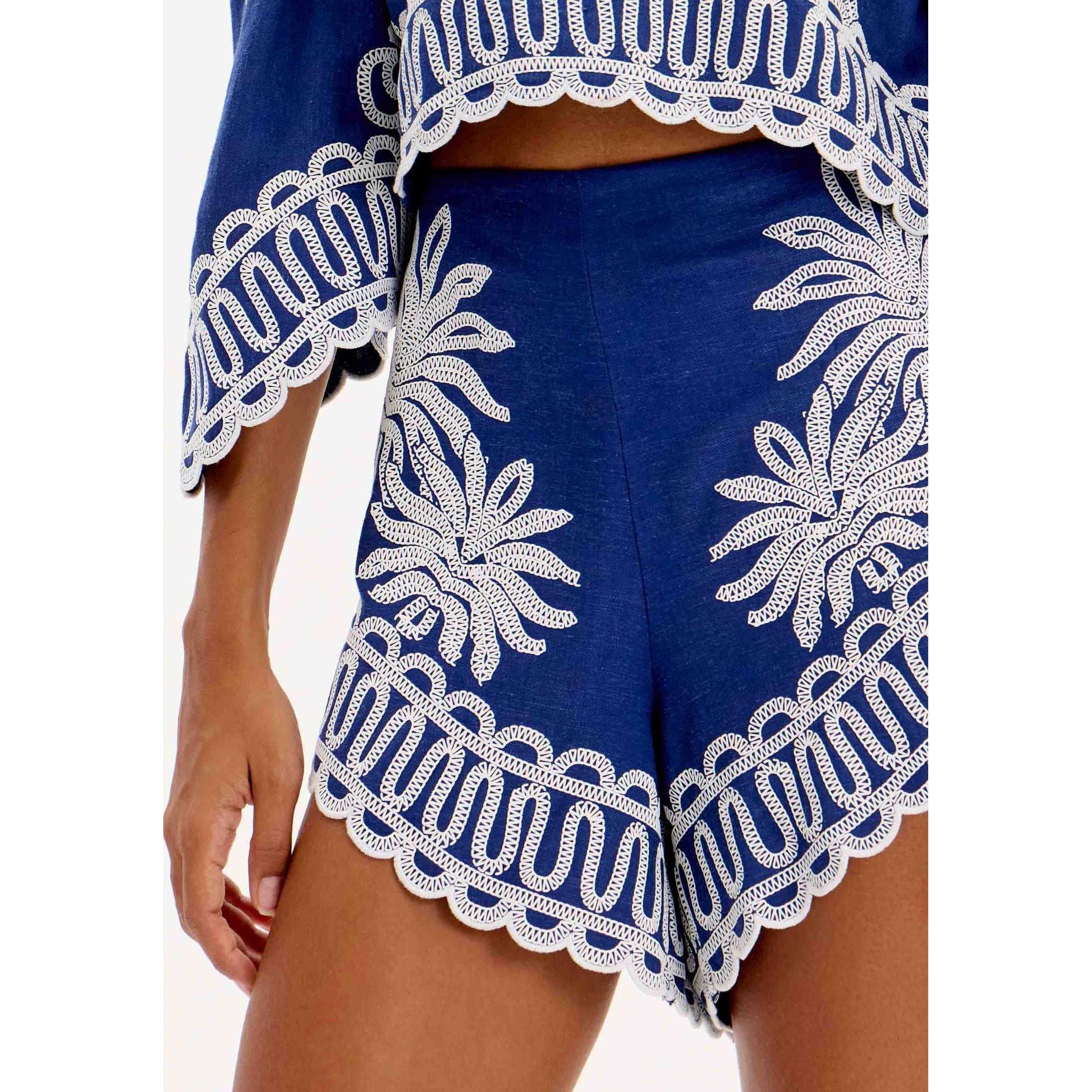 LP EMBROIDERED CROPPED BLOUSE AND SHORTS SET