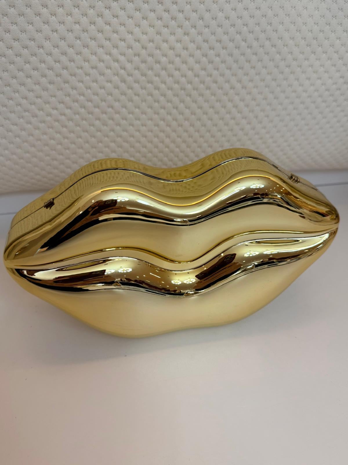ItVogue KISS CLUTCH