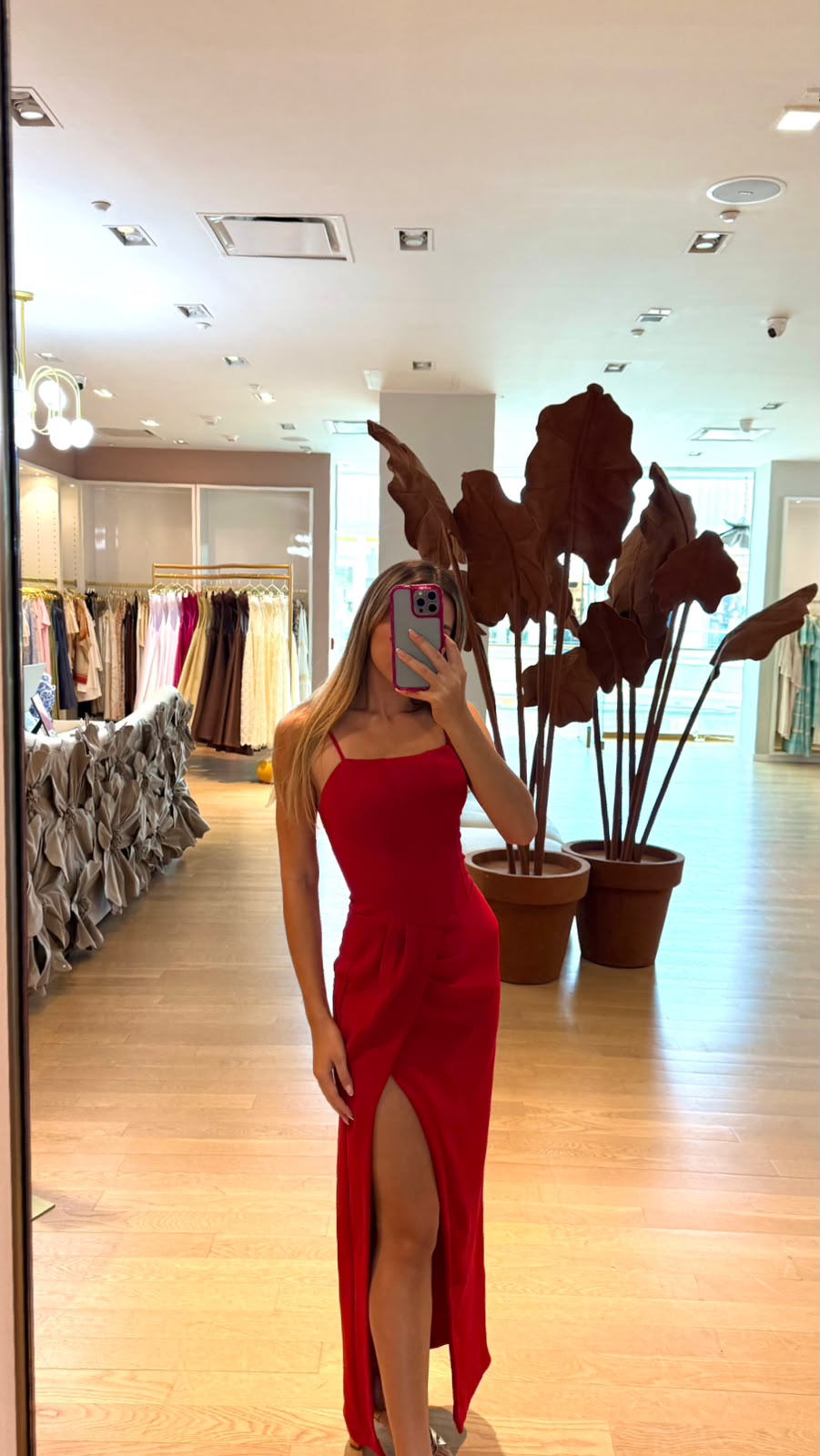 AMAR OPEN SLIT RED DRESS