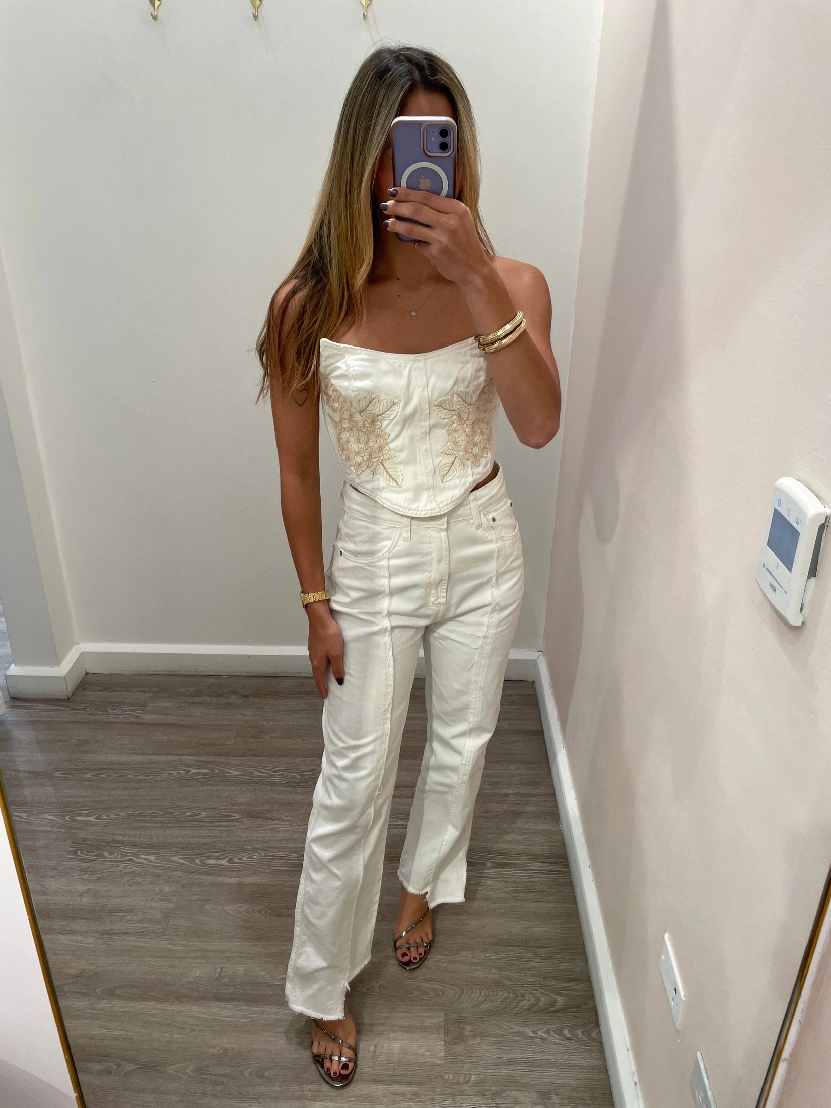 AMAR OFF WHITE DETAILS SET