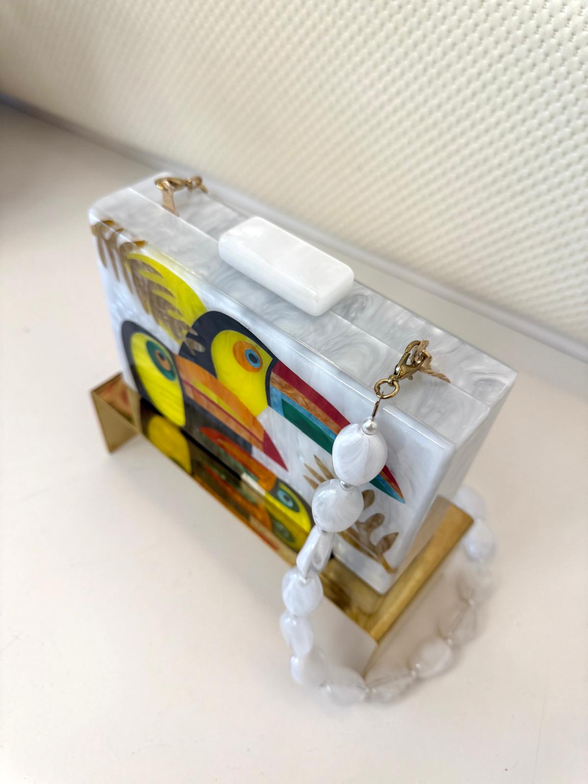 IV TUCAN CLUTCH WHITE