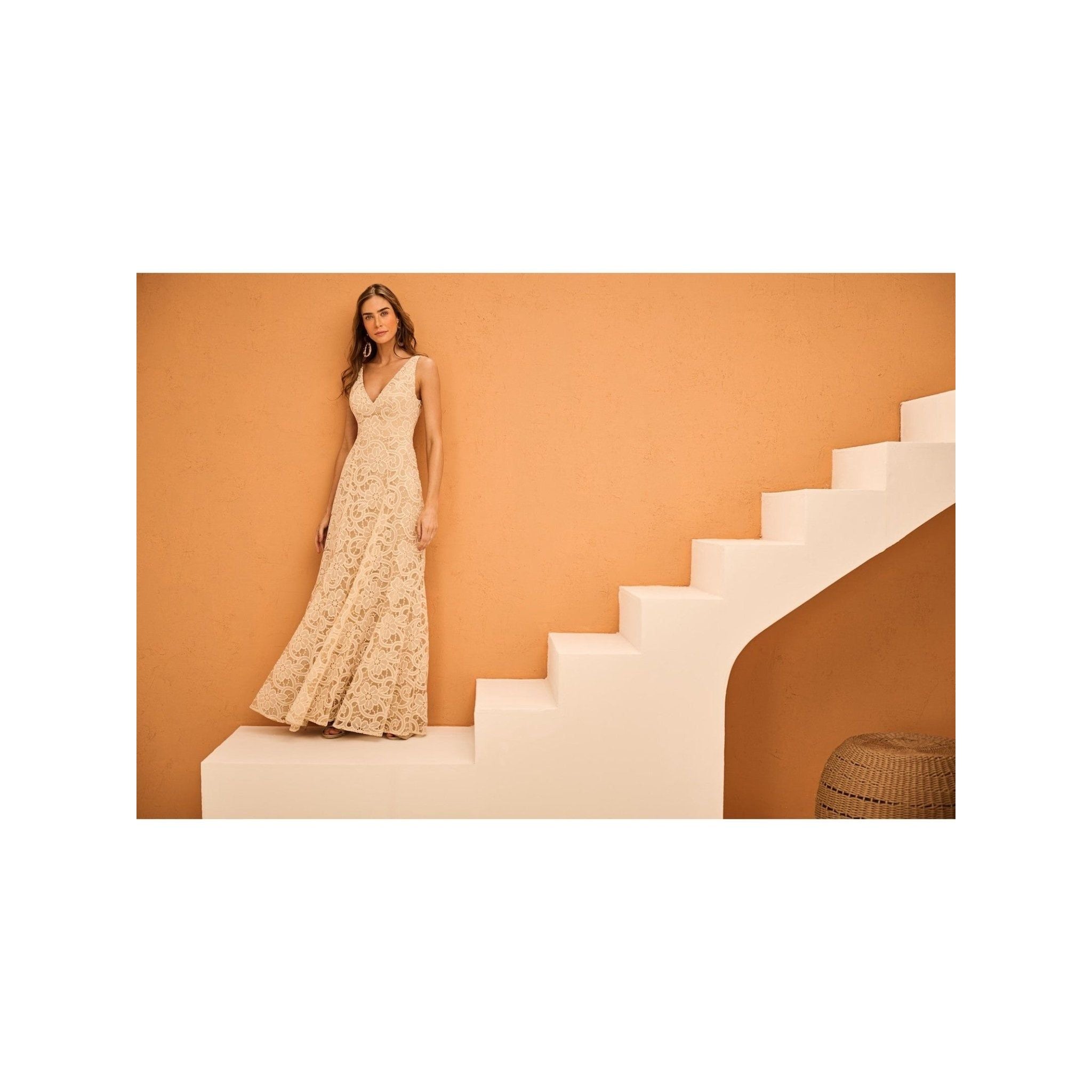 SK FLOWER EMBROIDERY GOWN