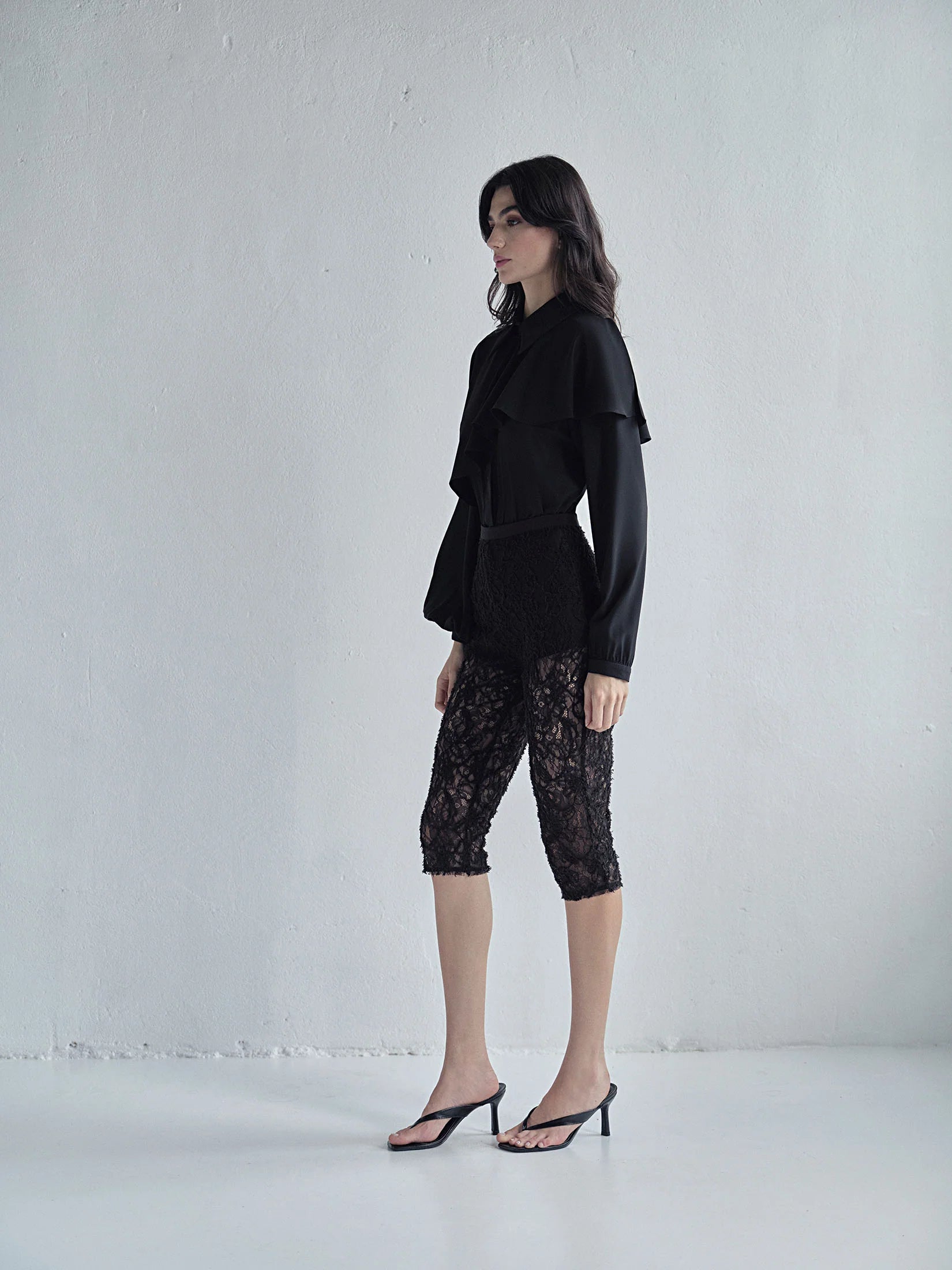 HL TRILHA BLOUSE - BLACK