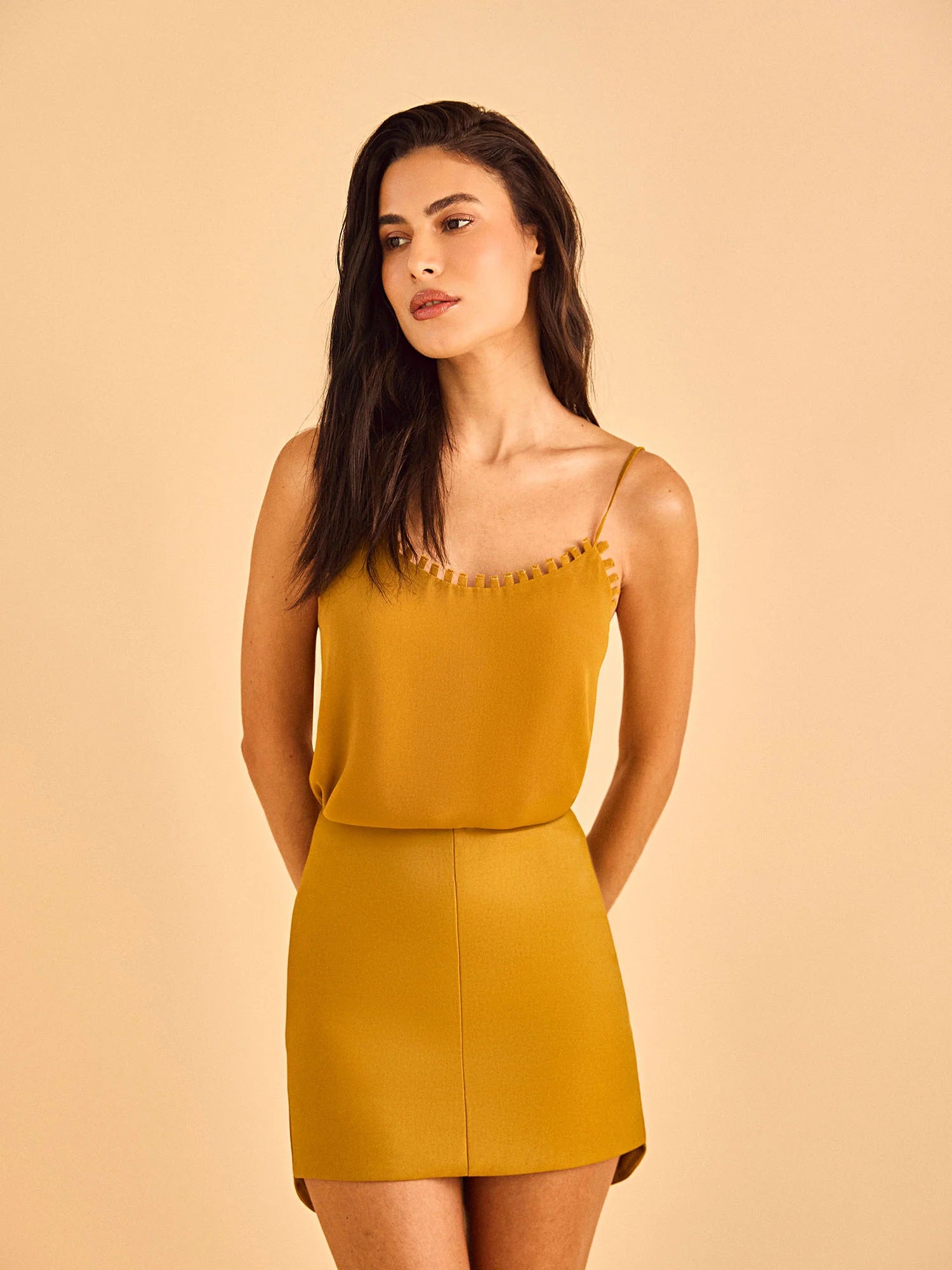 HL MOULAGE SHORT SKIRT MUSTARD