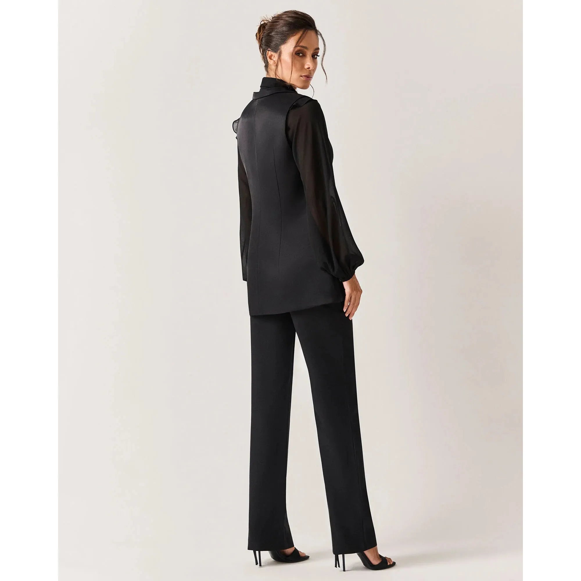 HL ESSENTIAL PANT - BLACK