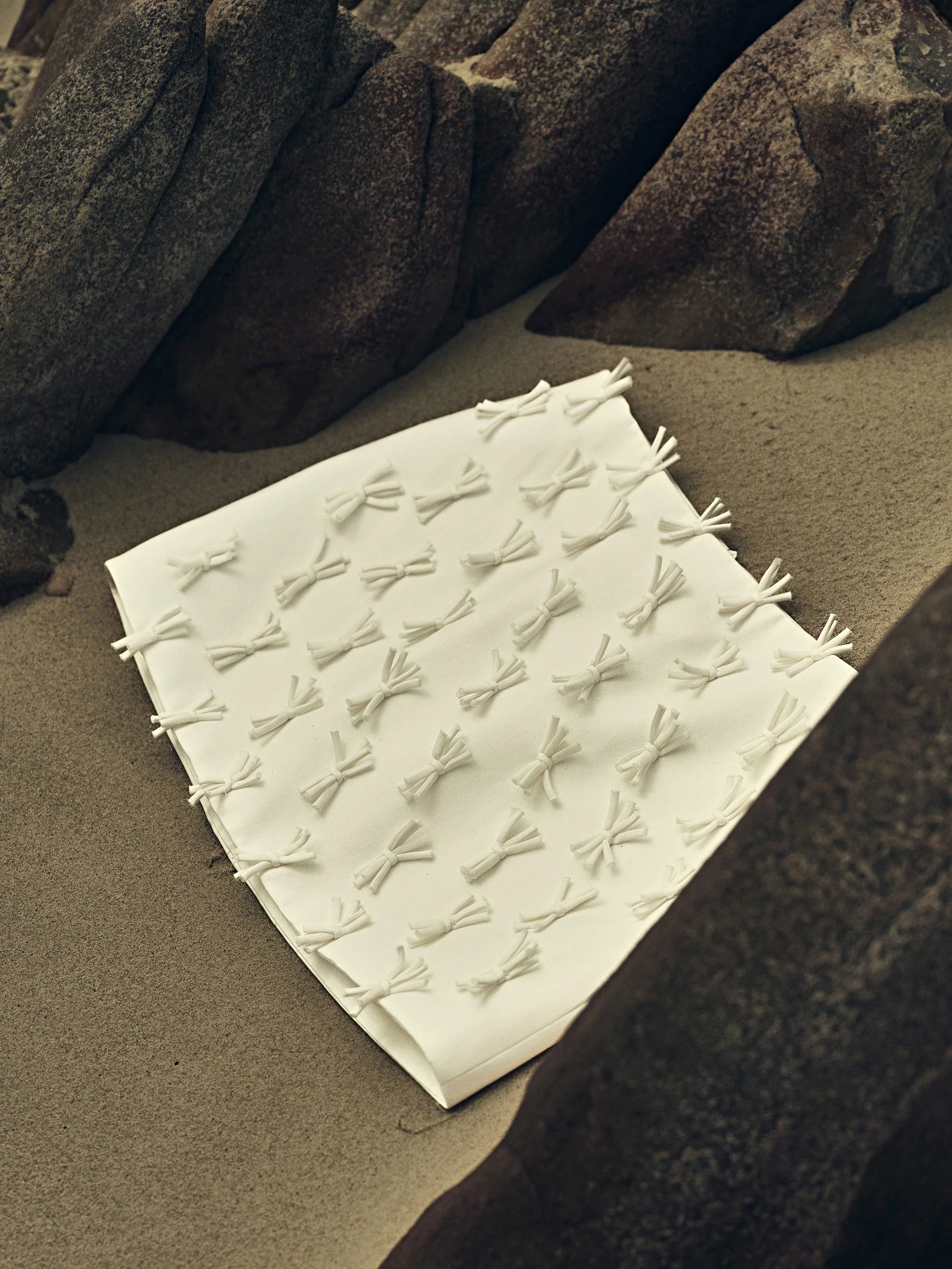 HL DELPHIUS SKIRT - WHITE