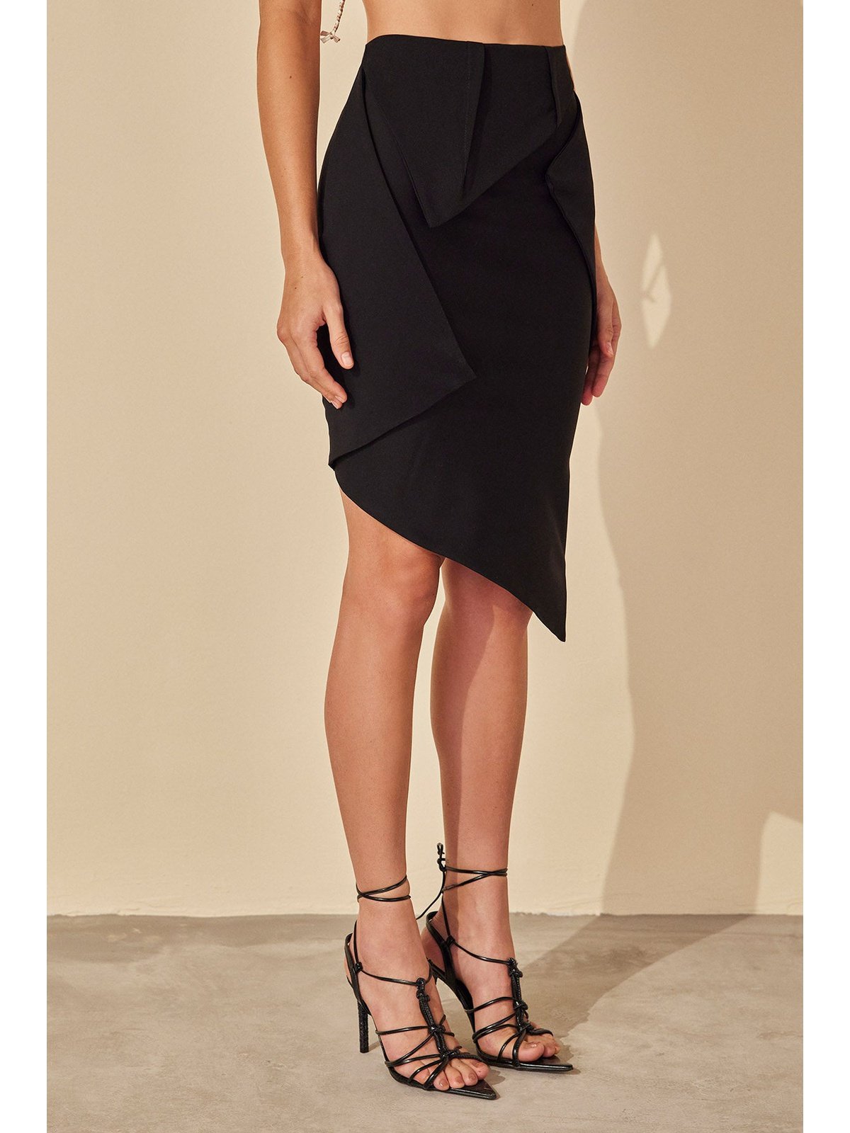 HL SAIA BLACK SKIRT