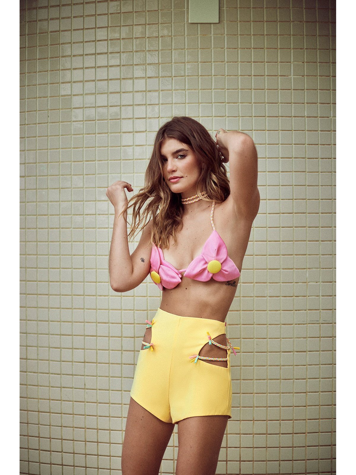 HL Body Shorts Off Yellow