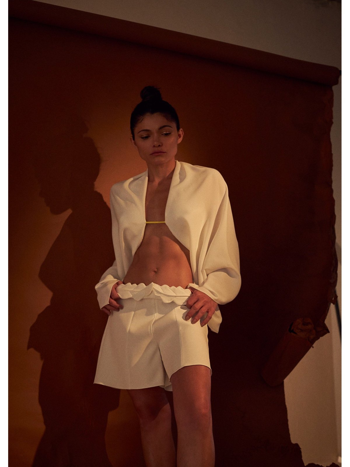 HL Leaf Shorts White