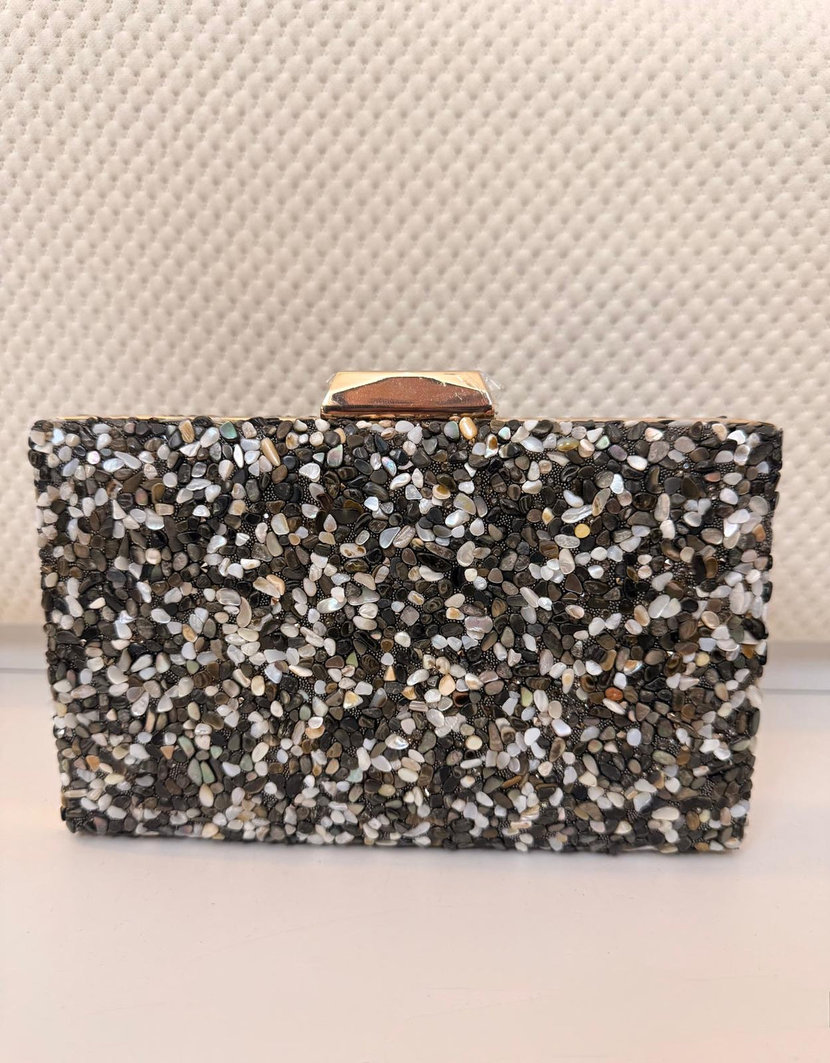 ITVOGUE STONE CLUTCH