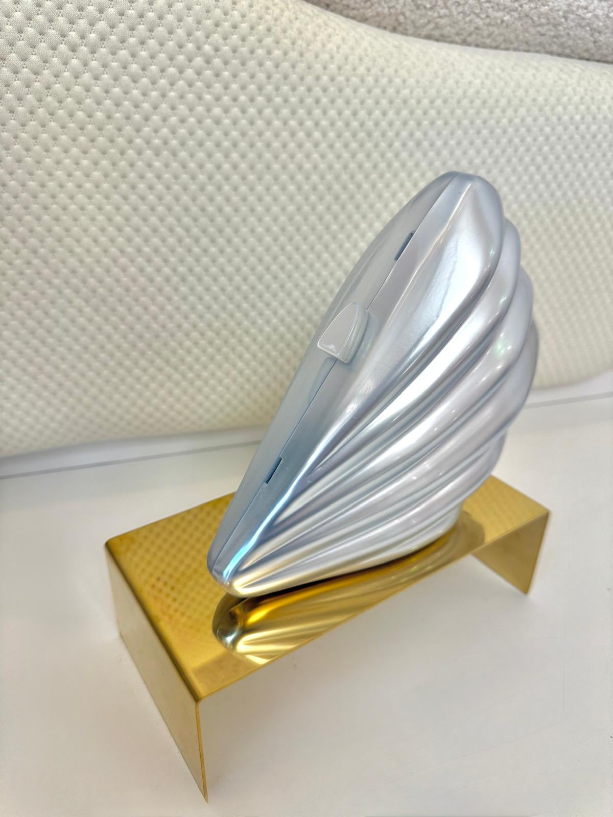 IV SILVER SEA SHELL