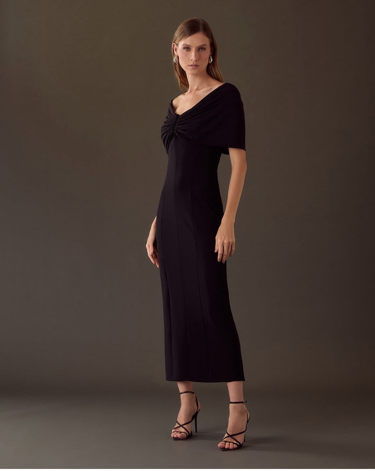 ARBOUR BLACK BOW