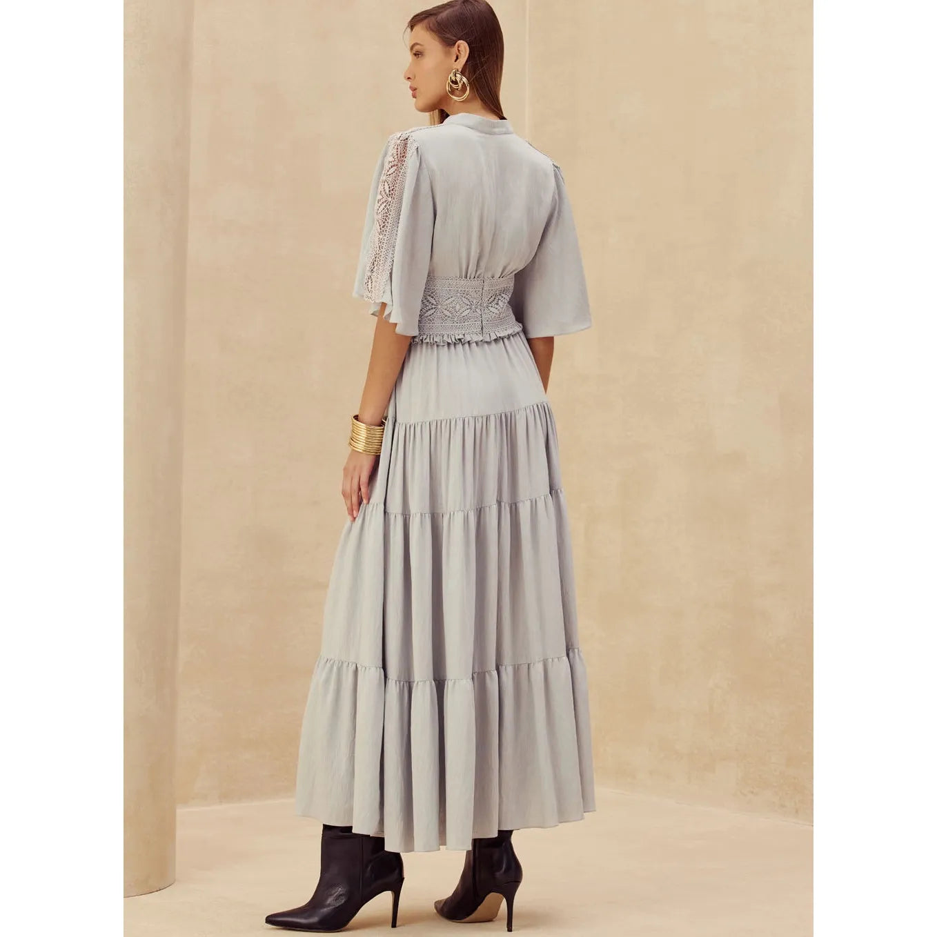 SK MIDI EMBROIDERY DRESS