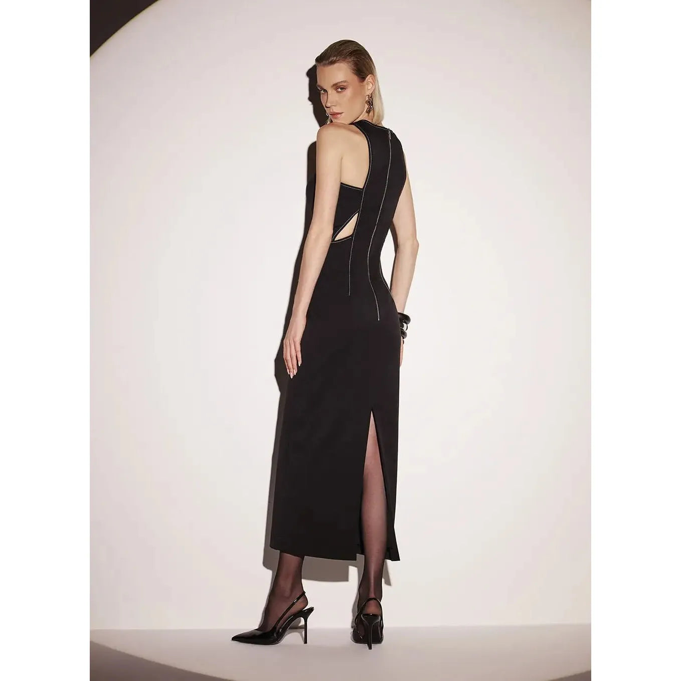 TD CUT-OUT MIDI BLACK DRESS