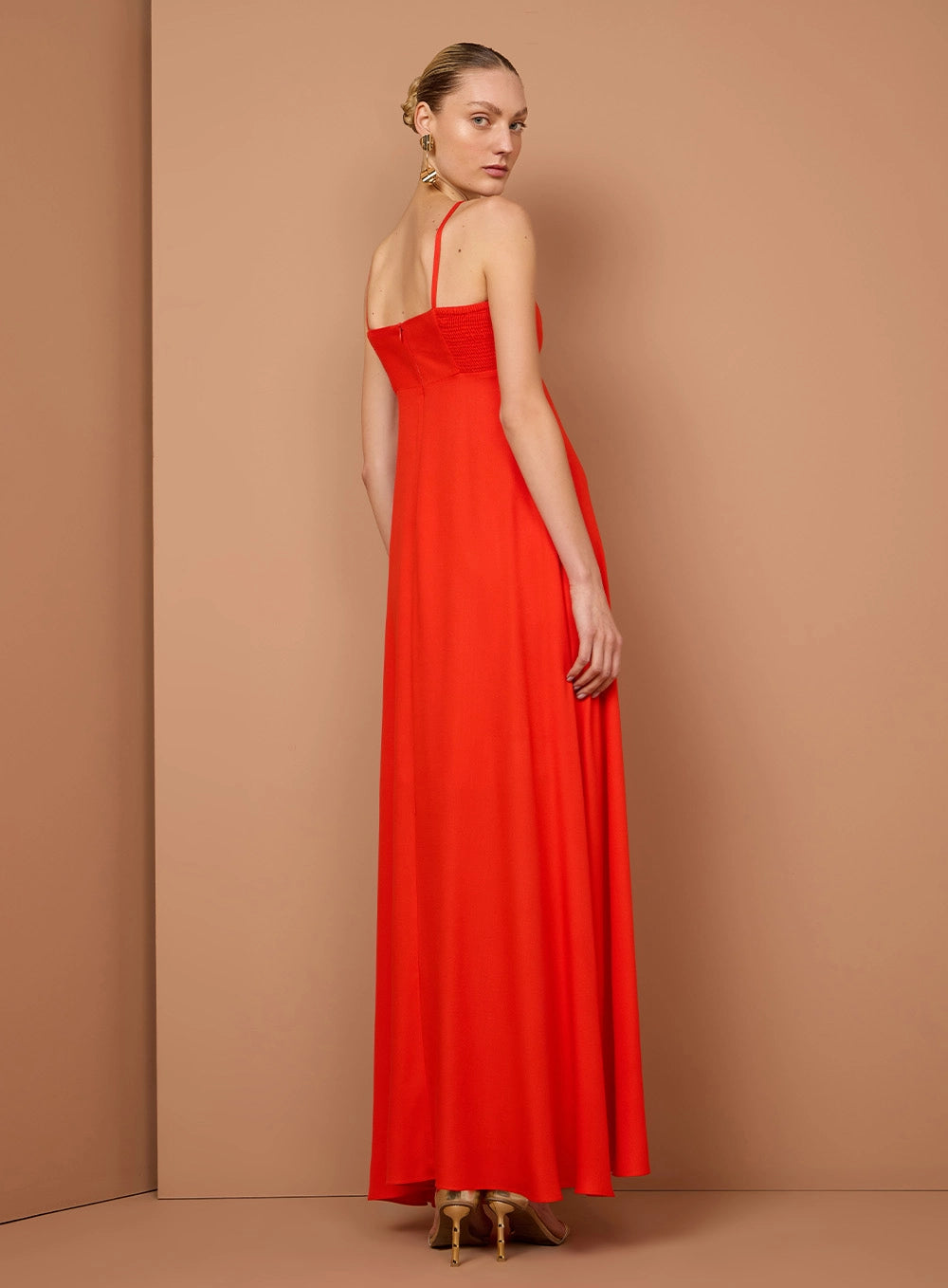 TD LONG DRESS WITH GOLD METAL DETAIL