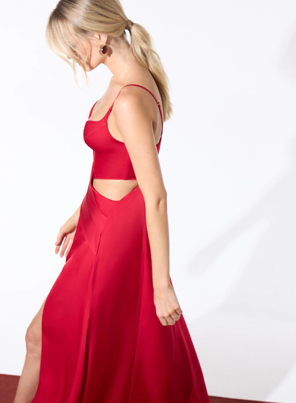 SK RED CUT OUT DRESS