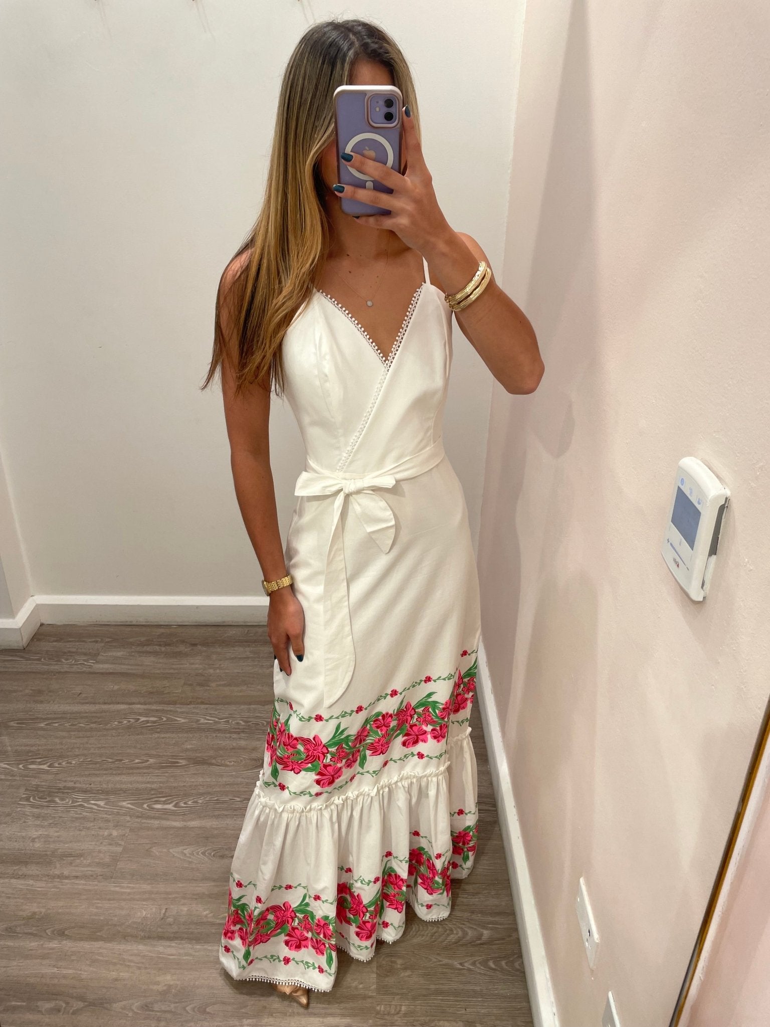 AMAR LONG FLOWER DETAILS DRESS