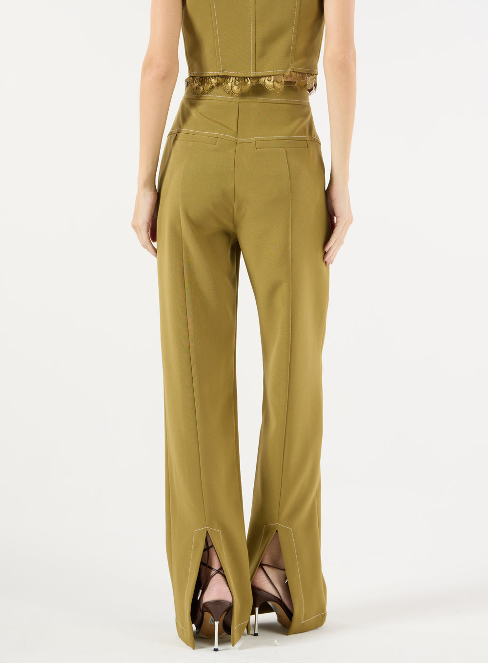 SK CREPE WITH LACE DETAIL SET