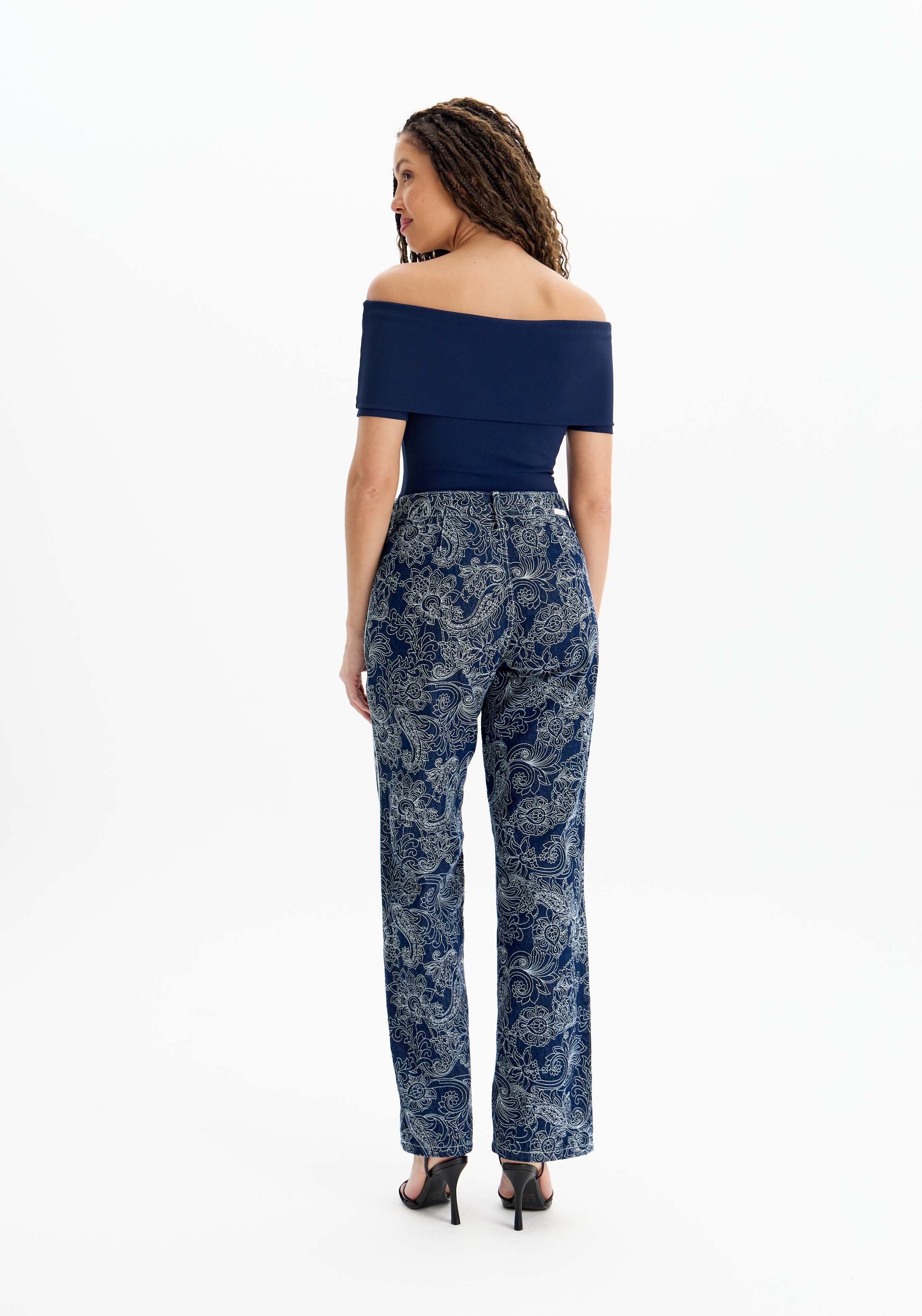 AMAR EMBROIDERY JEANS