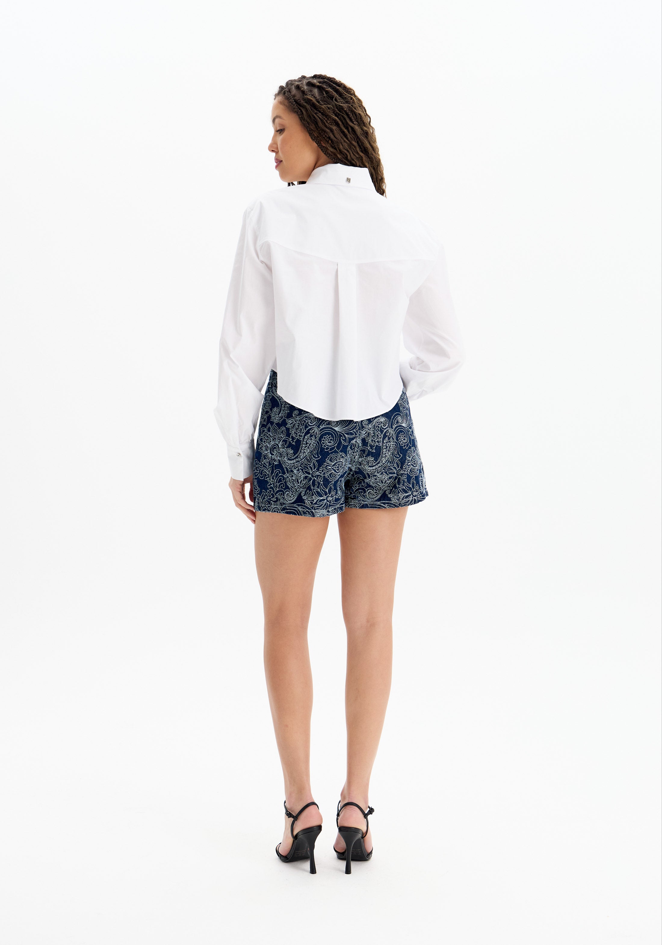 AMAR HIGH WAISTED MOM SHORT