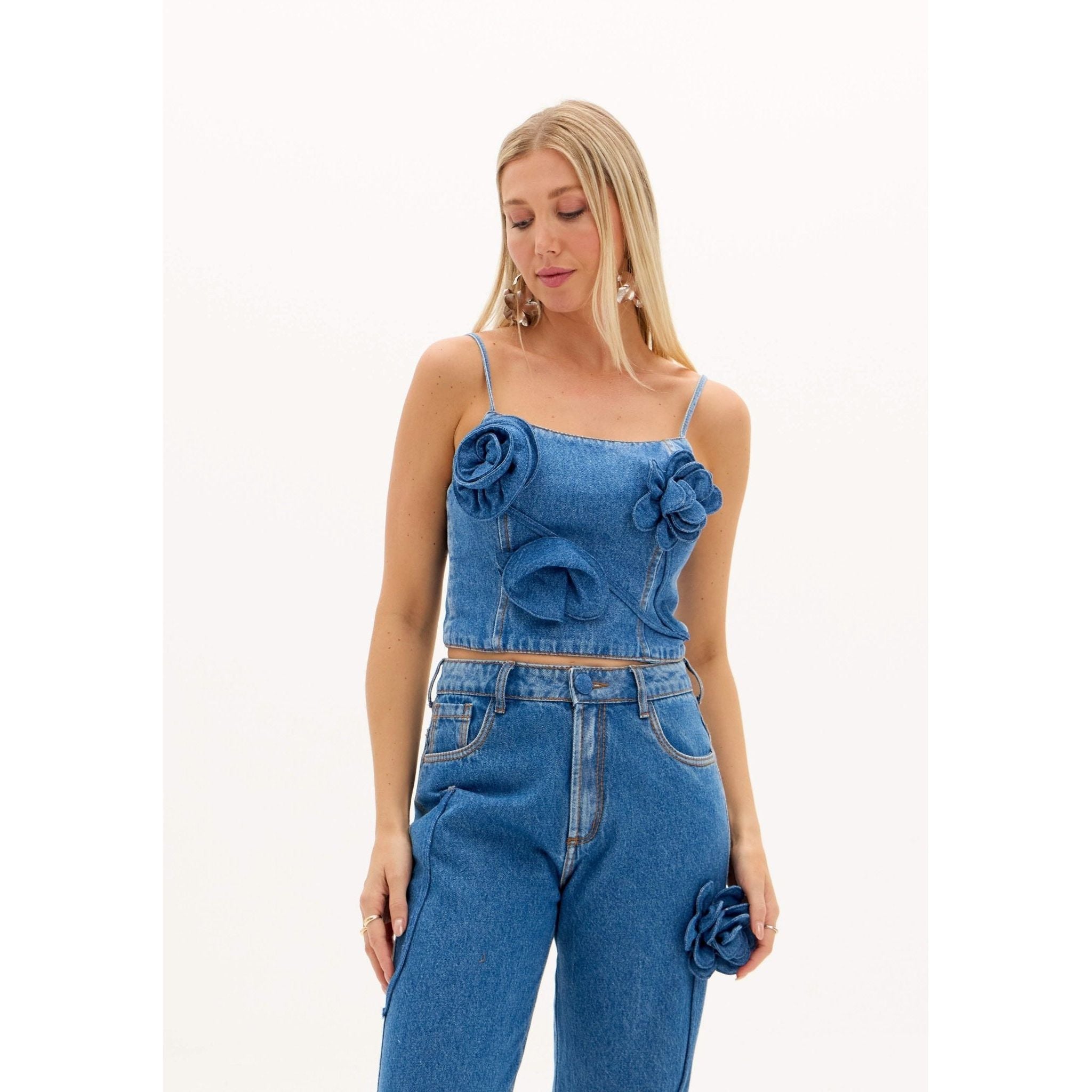 AMAR FLOWER JEAN CROPPED TOP