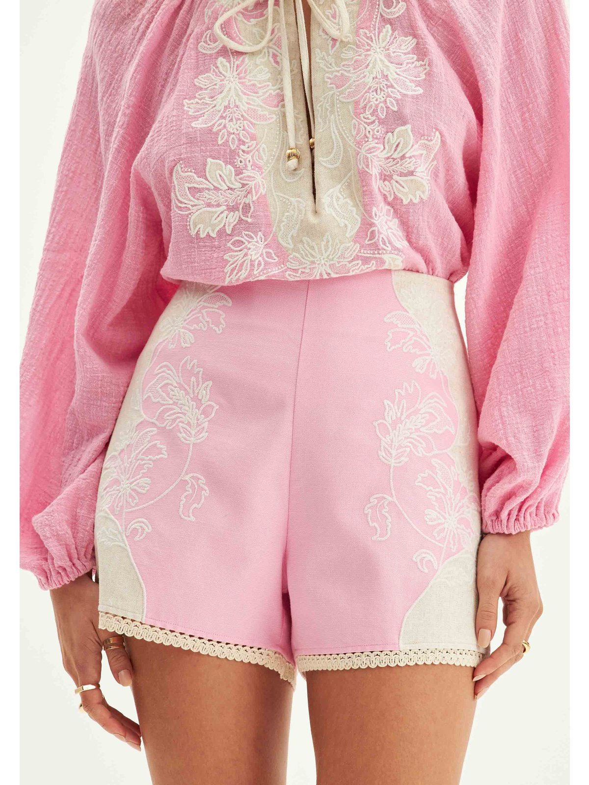 PINK EMBROIDERY SET