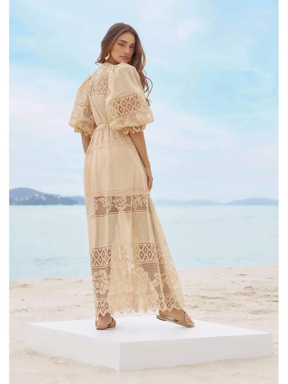 Amar Super Midi Lace Dress