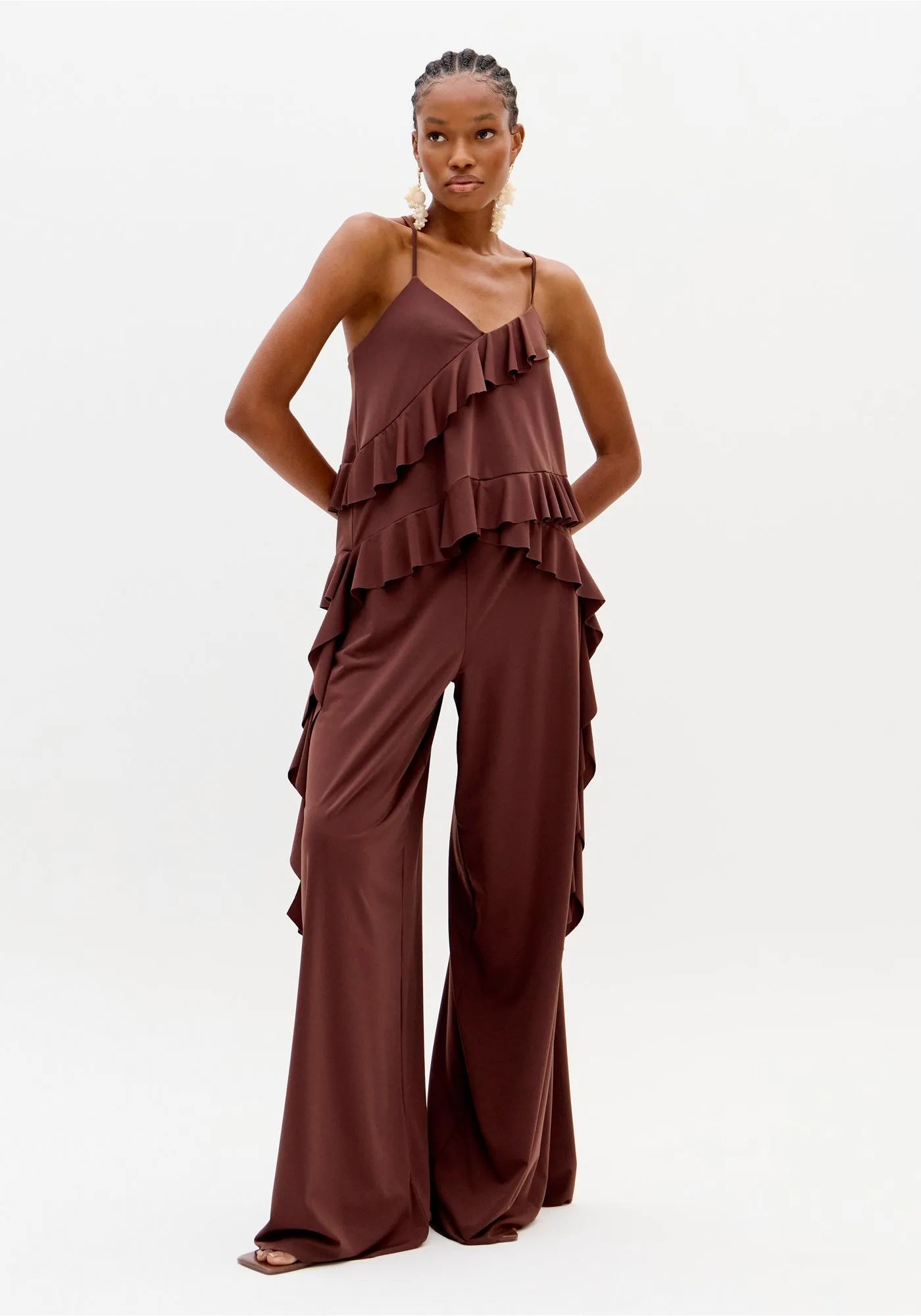 LP TOP AND PANTS RUFFLES BROWN