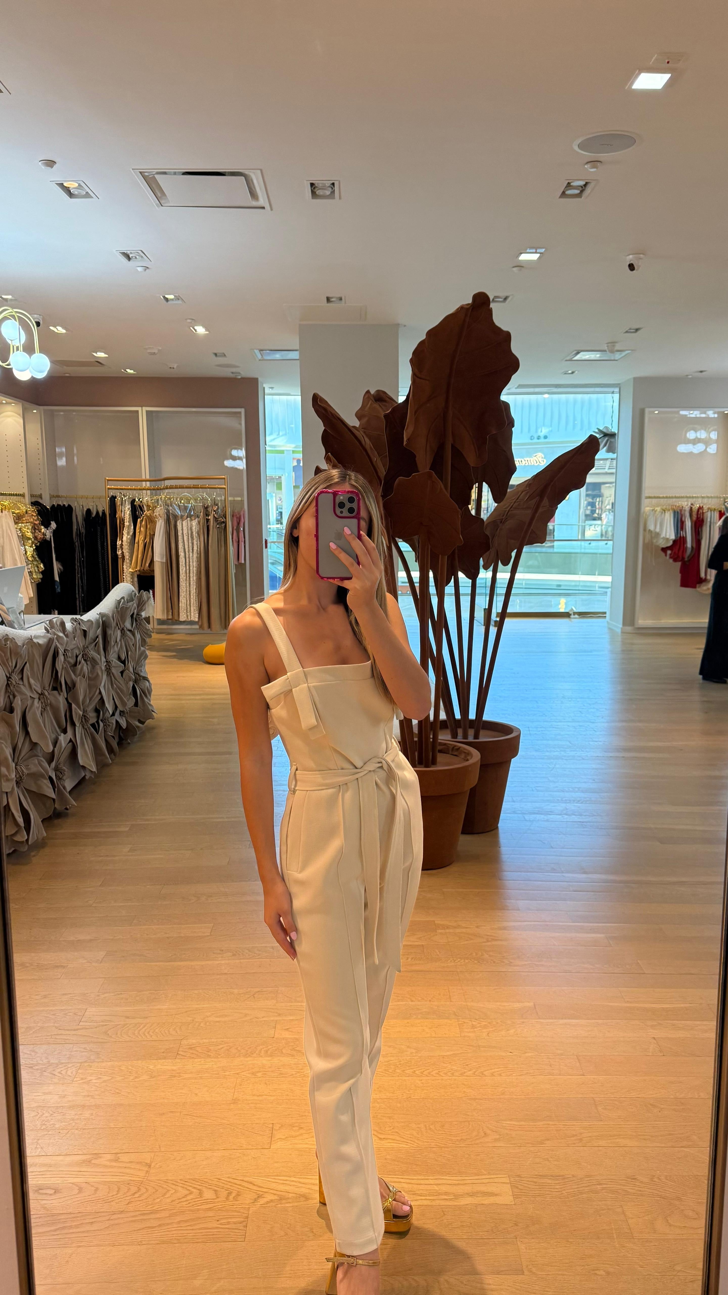 PASTEL CREAM JUMPSUIT