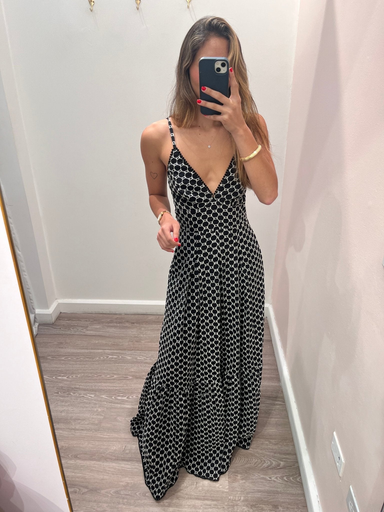 LONG DECOTE DRESS