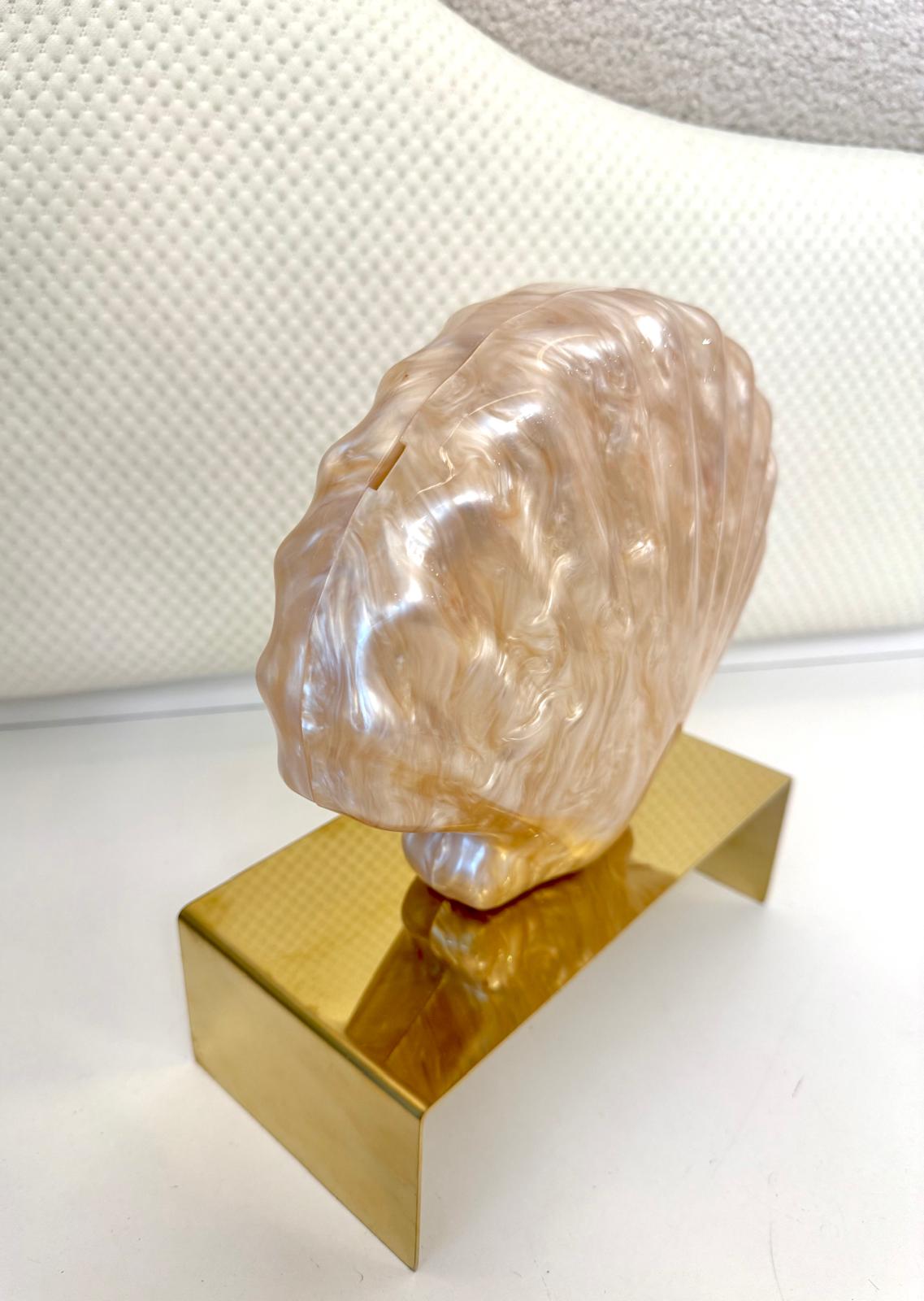 IV MARBLE SEA SHELL