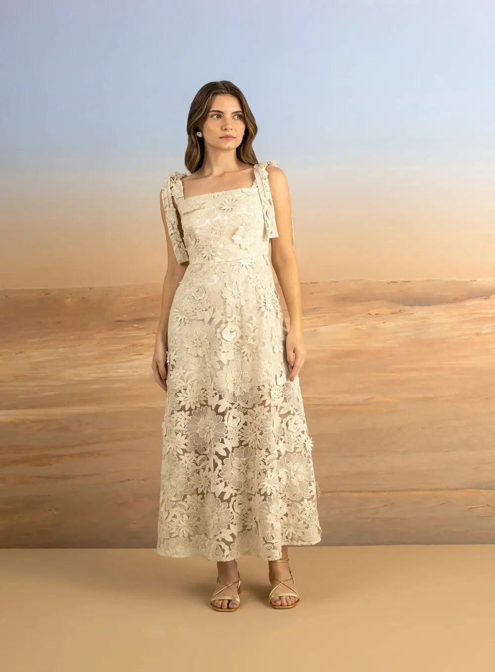 MIDI 3D RENDA DRESS