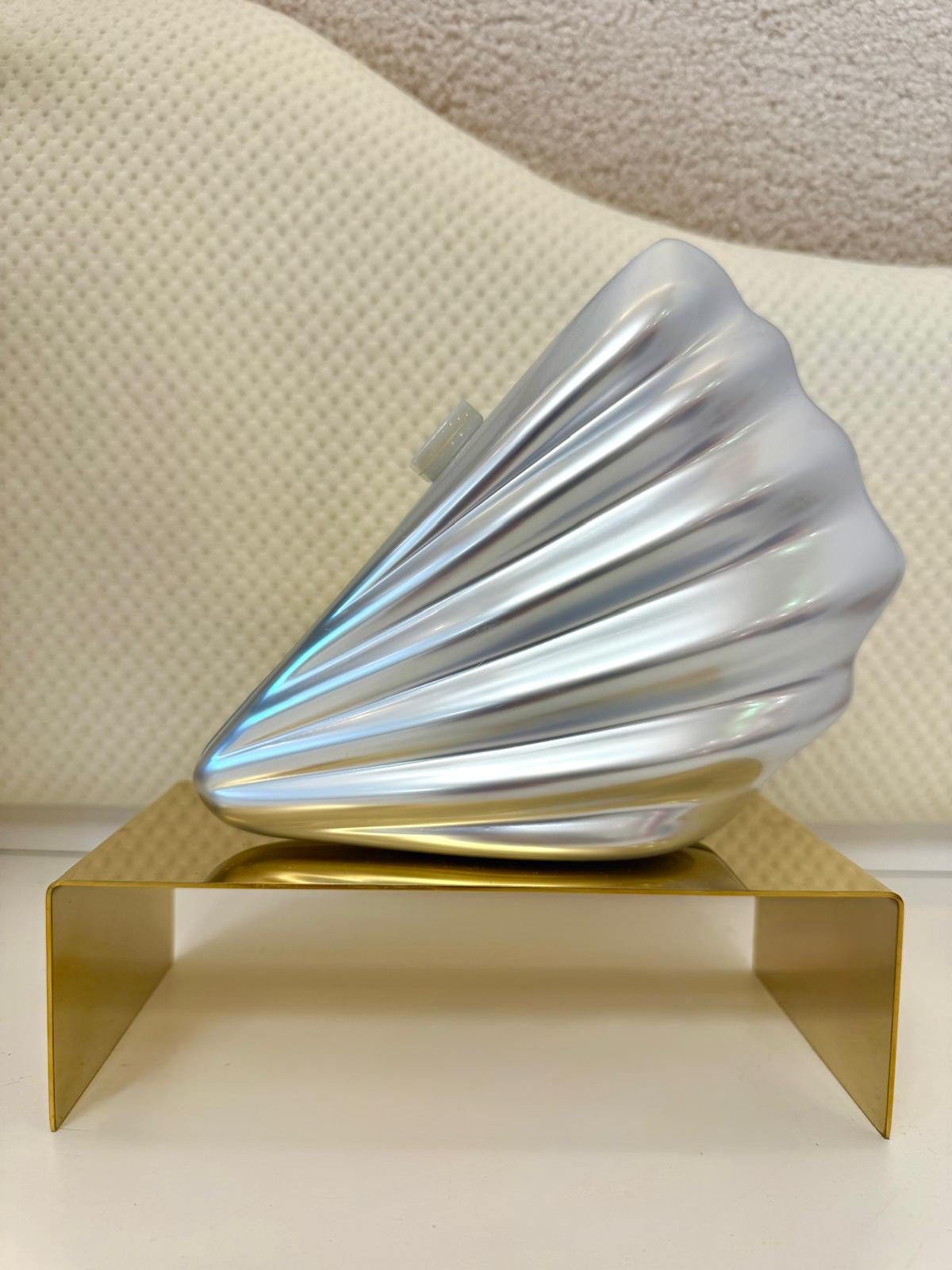 IV SILVER SEA SHELL