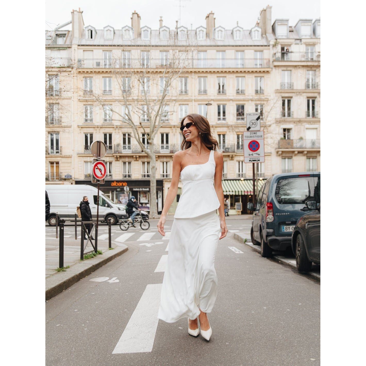 CLASSIC ONE SHOULDER WHITE SET