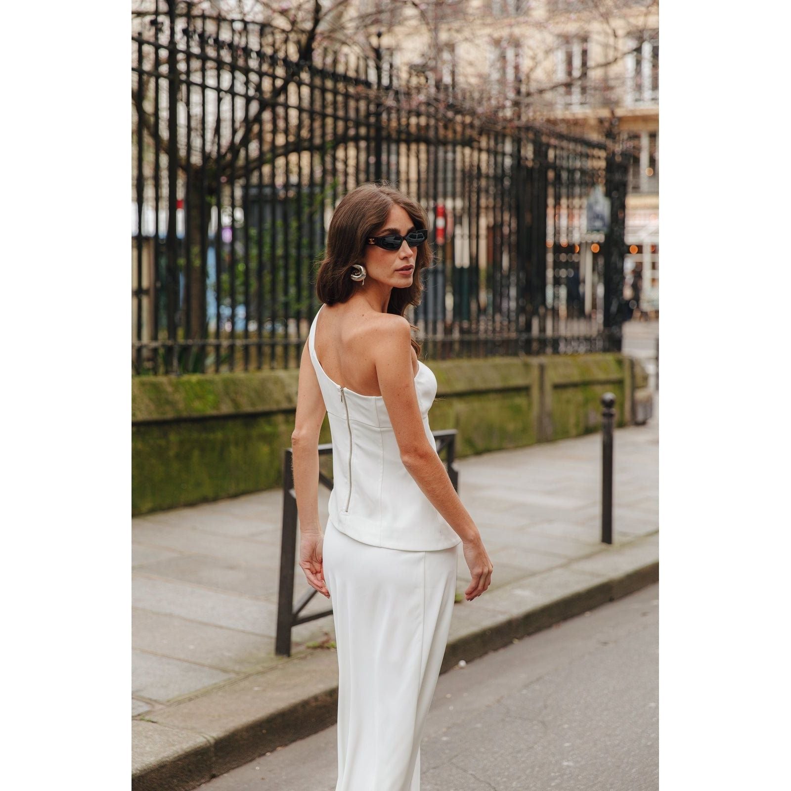 CLASSIC ONE SHOULDER WHITE SET
