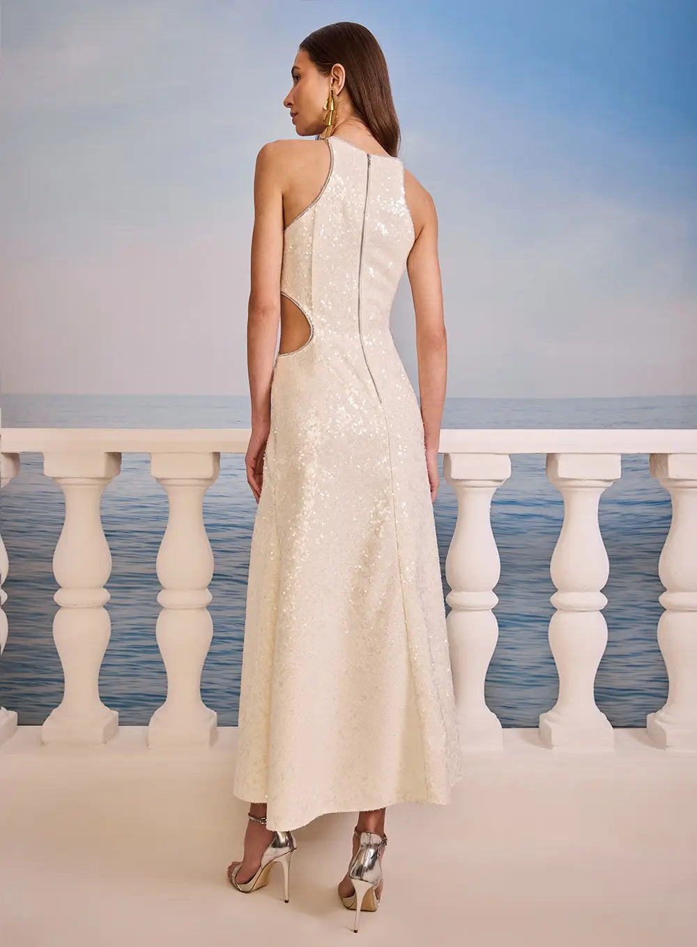 SK PAETE DRESS WITH CUT OUT