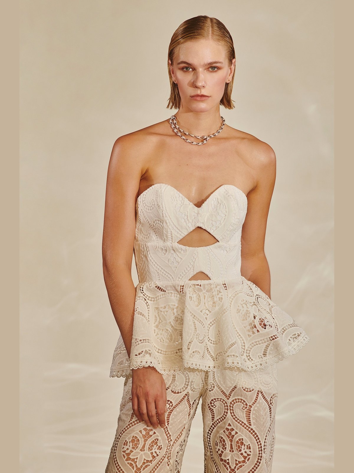 LN RENDA POLY TWO PIECE LACE SET