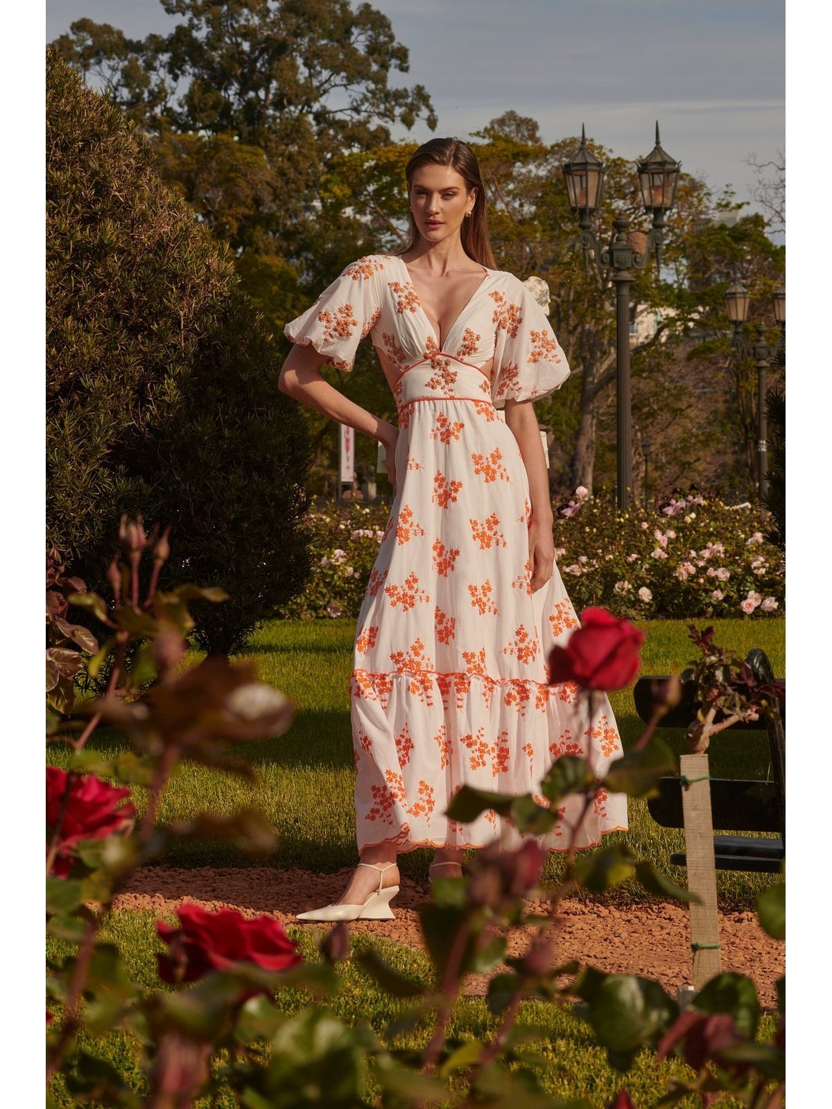 LN FLOWER JEWELS EMBROIDERED DRESS