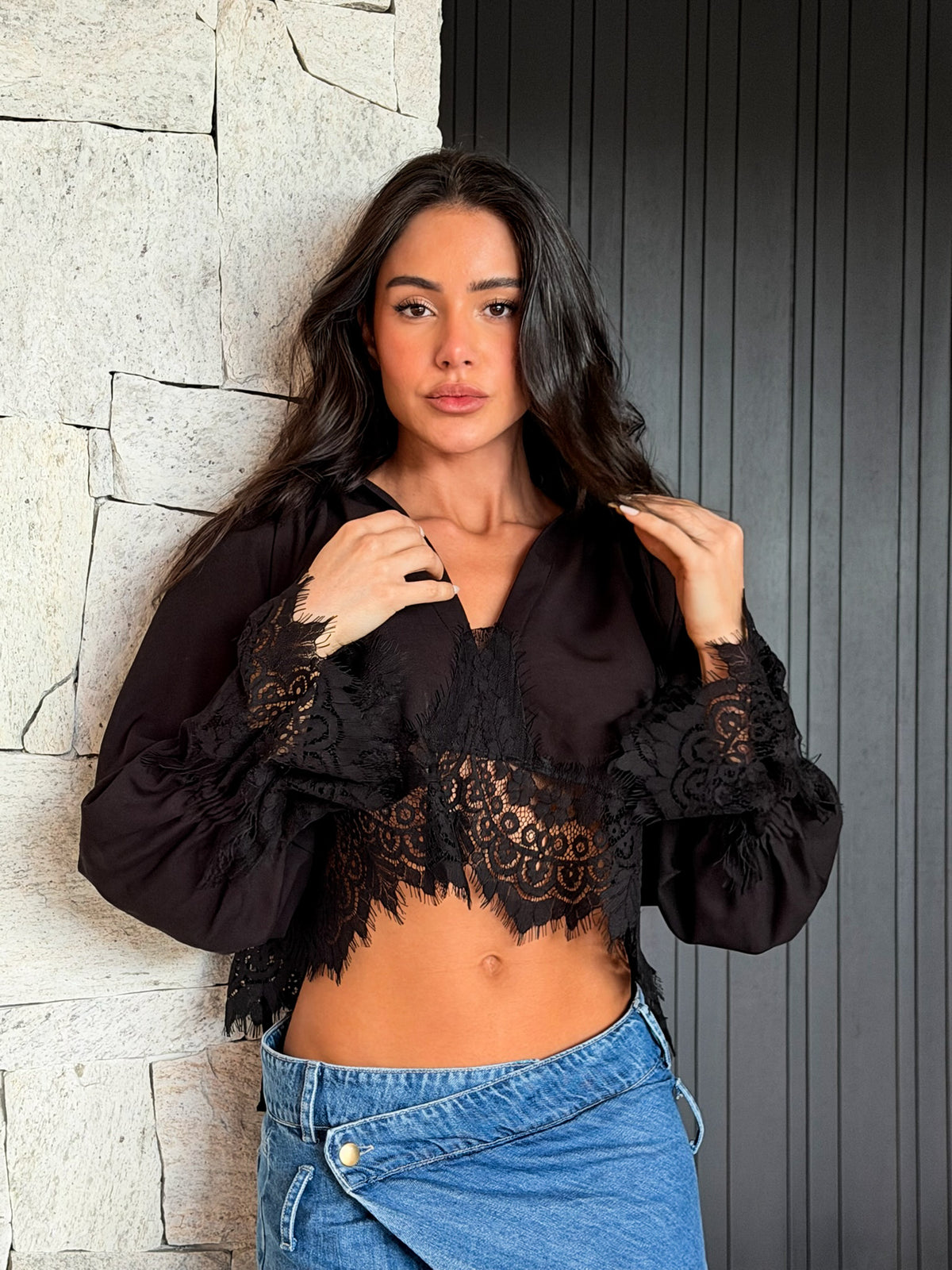 CHANTY TOP - BLACK