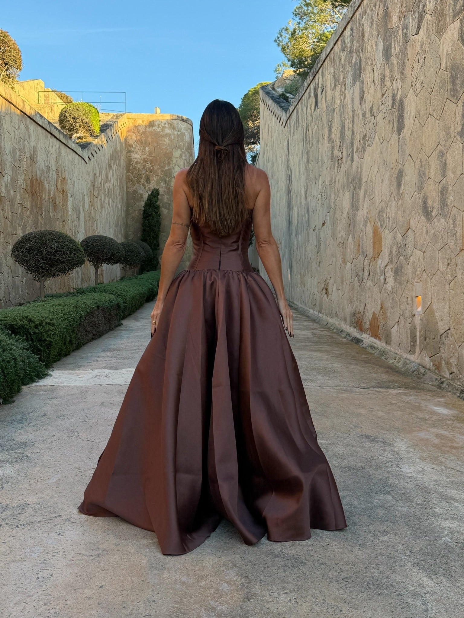 VENUS LONG GOWN - BROWN