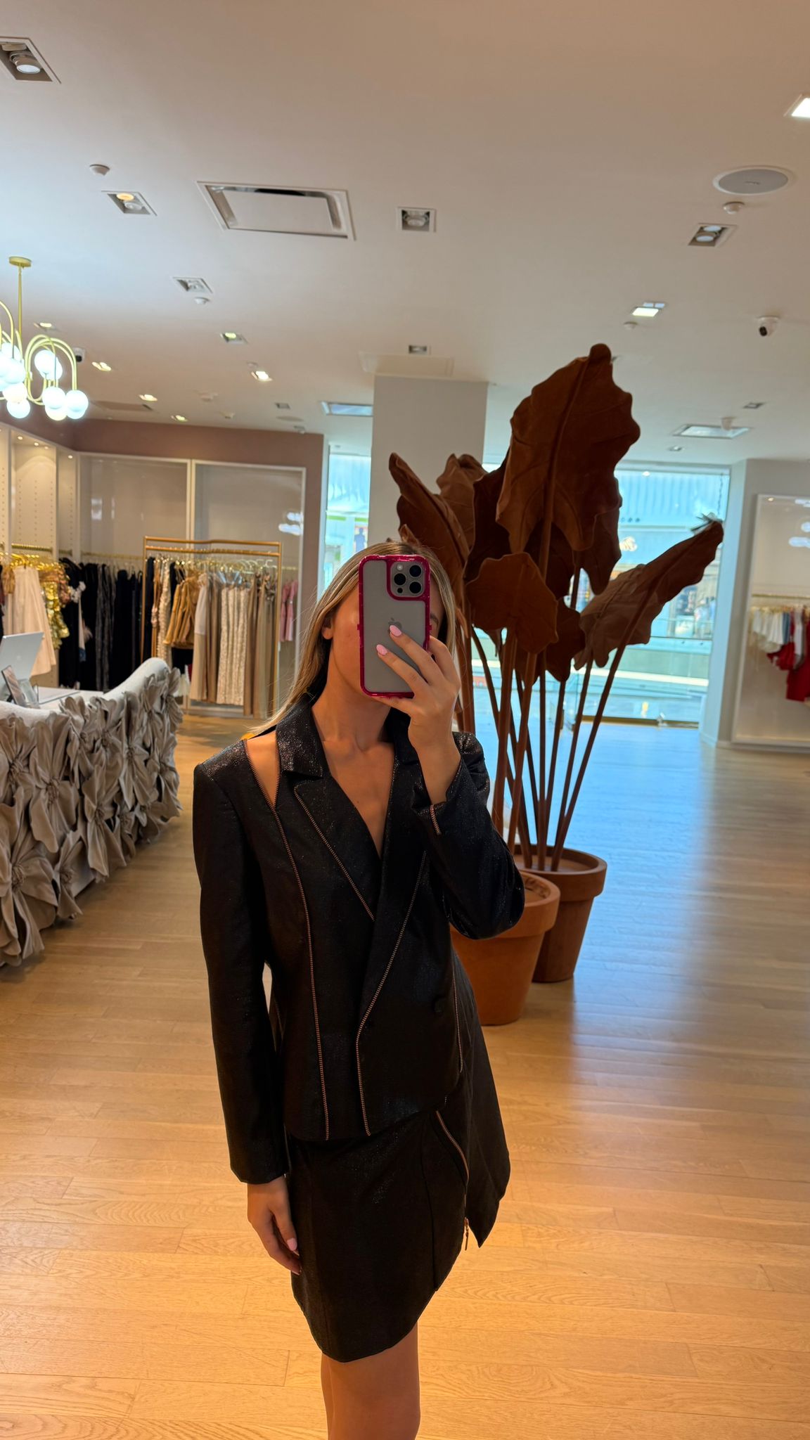 TD BLACK SKIRT