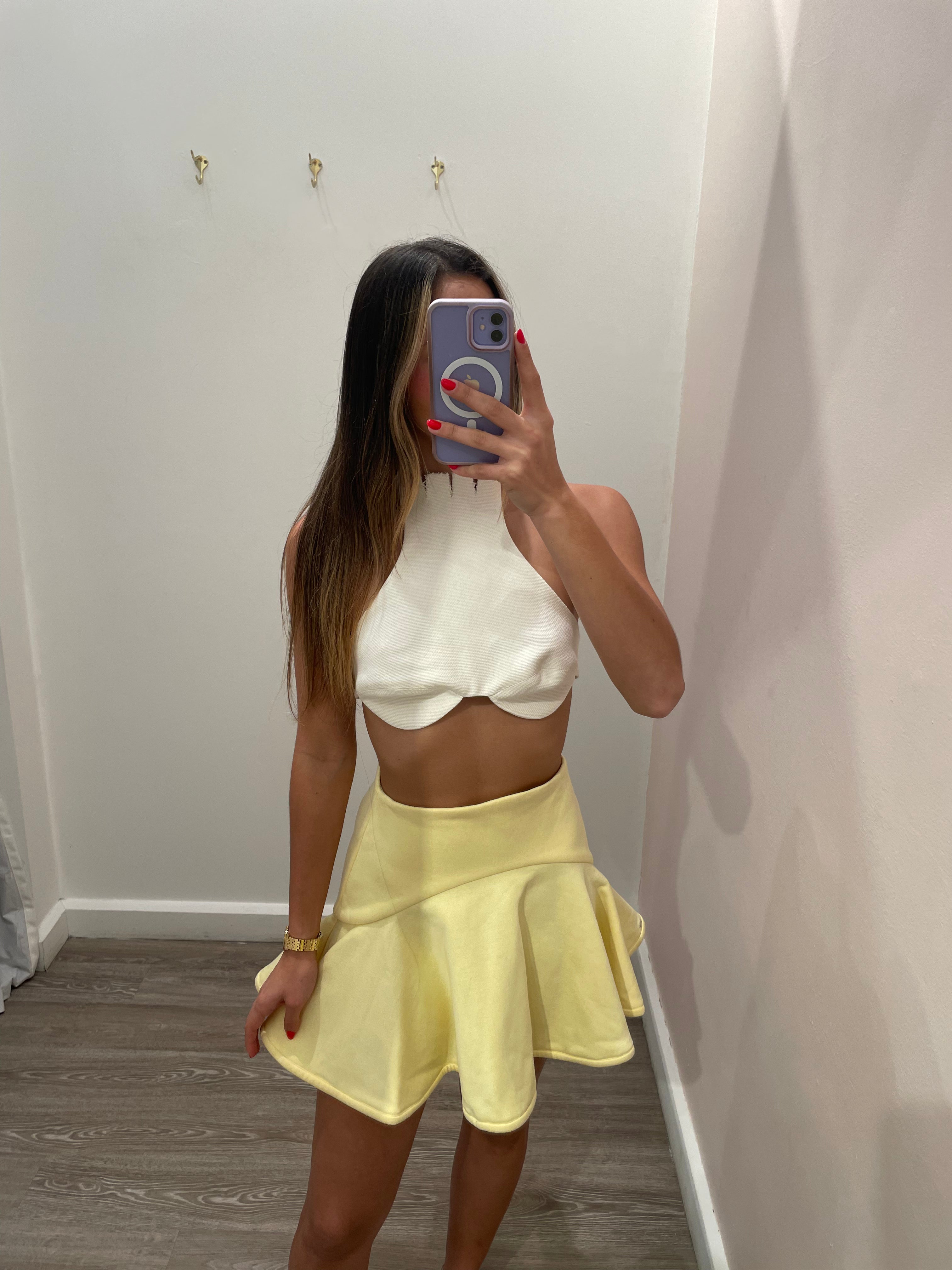 HL SWEATS YELLOW SKIRT