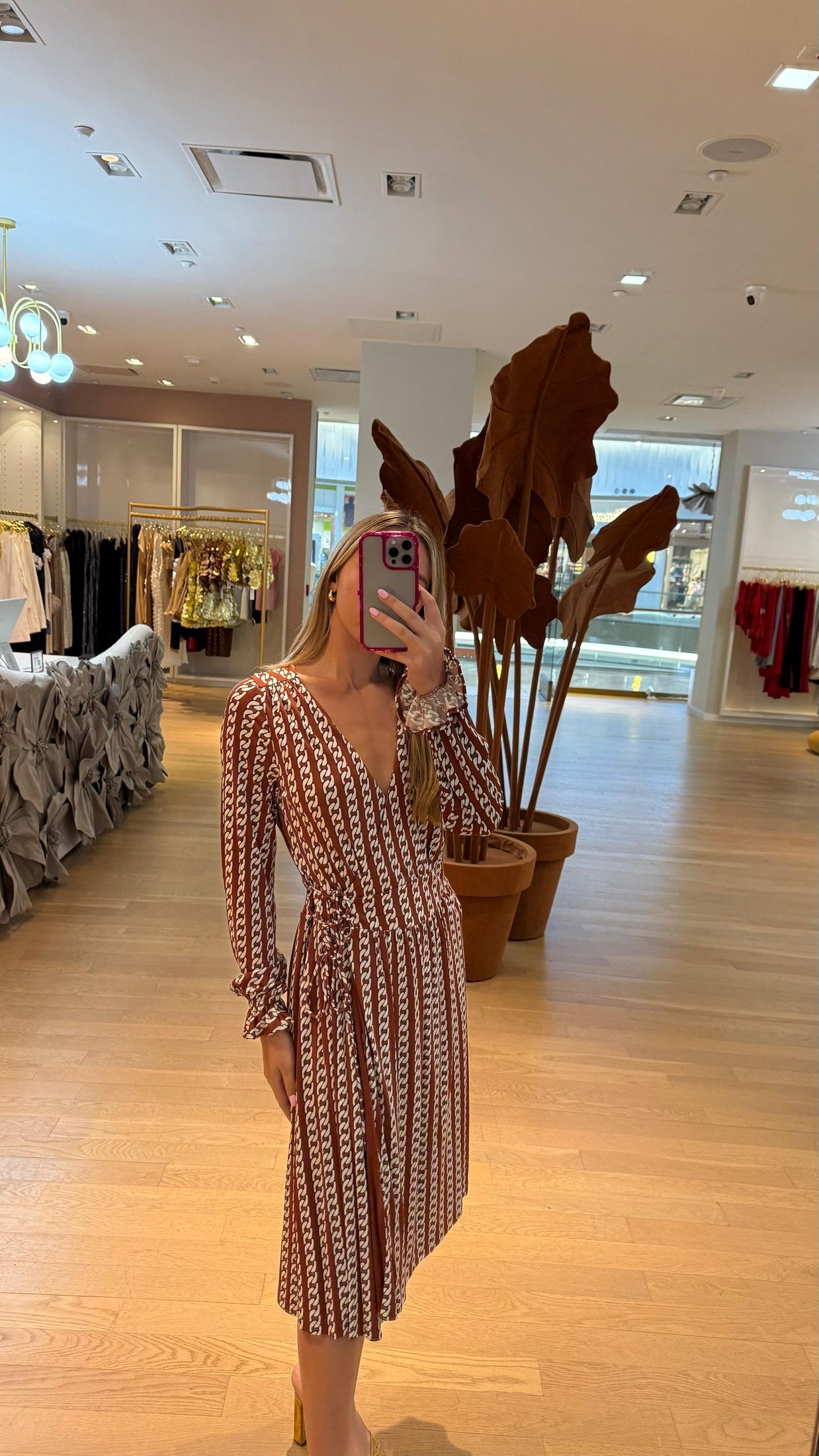 TD LONG SLEEVE MAXI DRESS